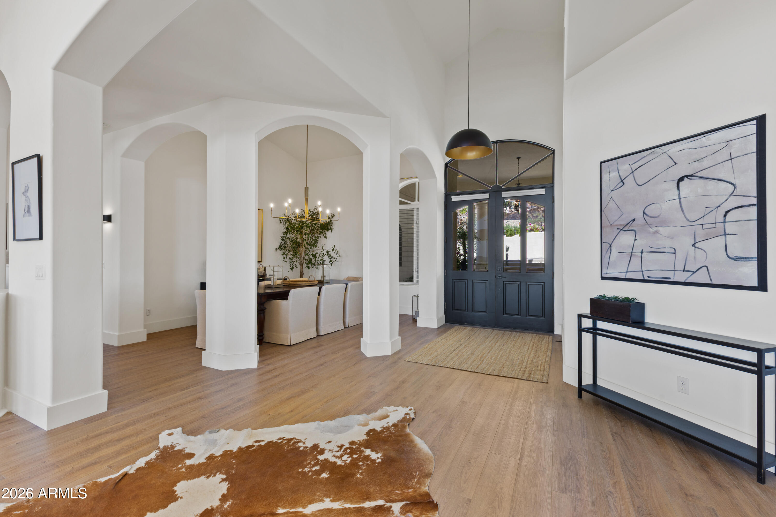 1455 E VICTOR HUGO Avenue