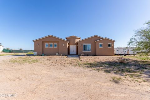 A home in Tonopah