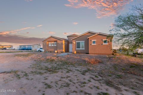 A home in Tonopah