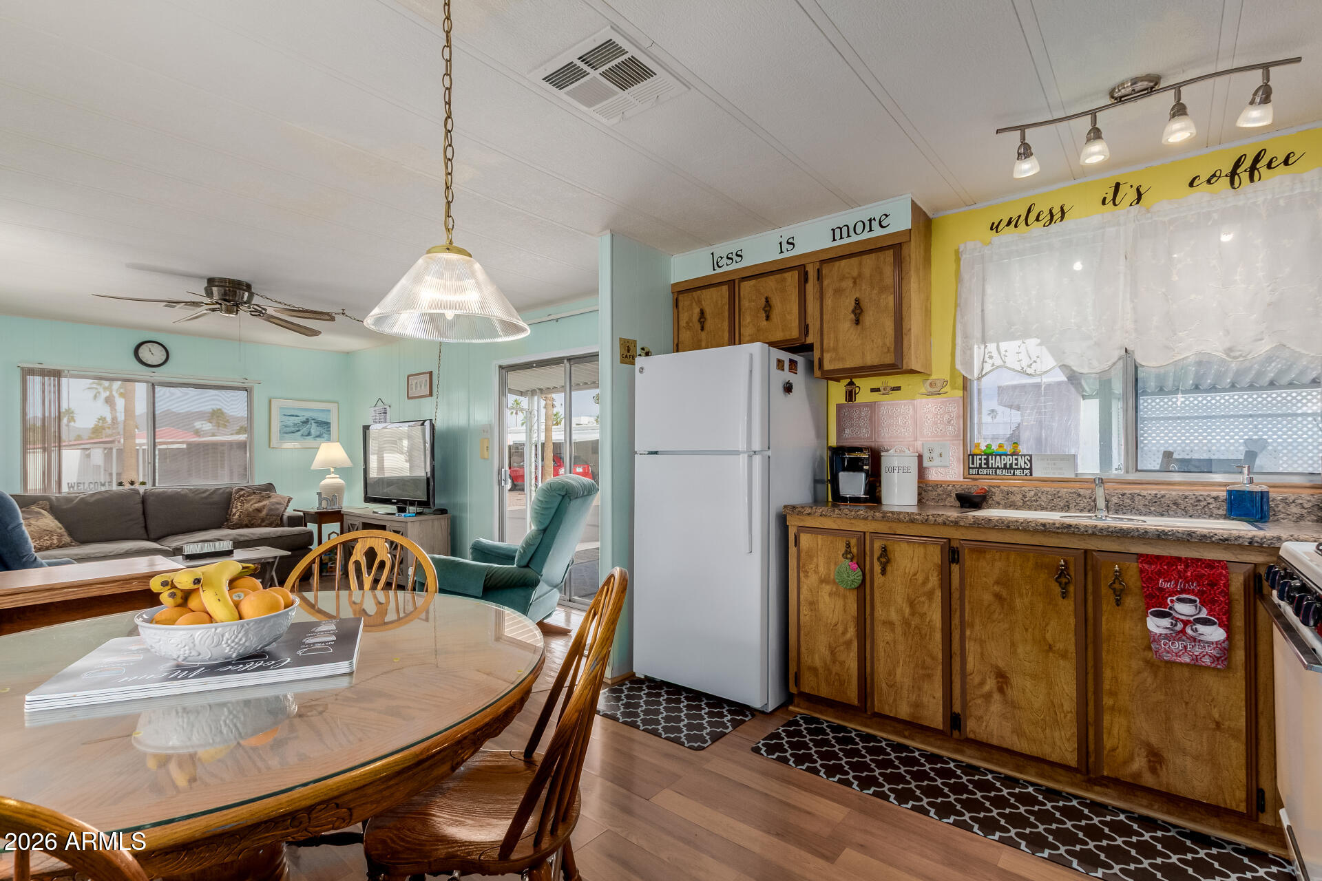 800 W APACHE Trail 77