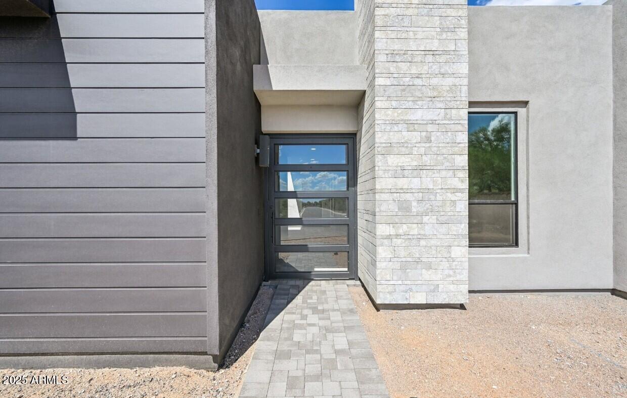 5768 E Rancho Caliente Drive