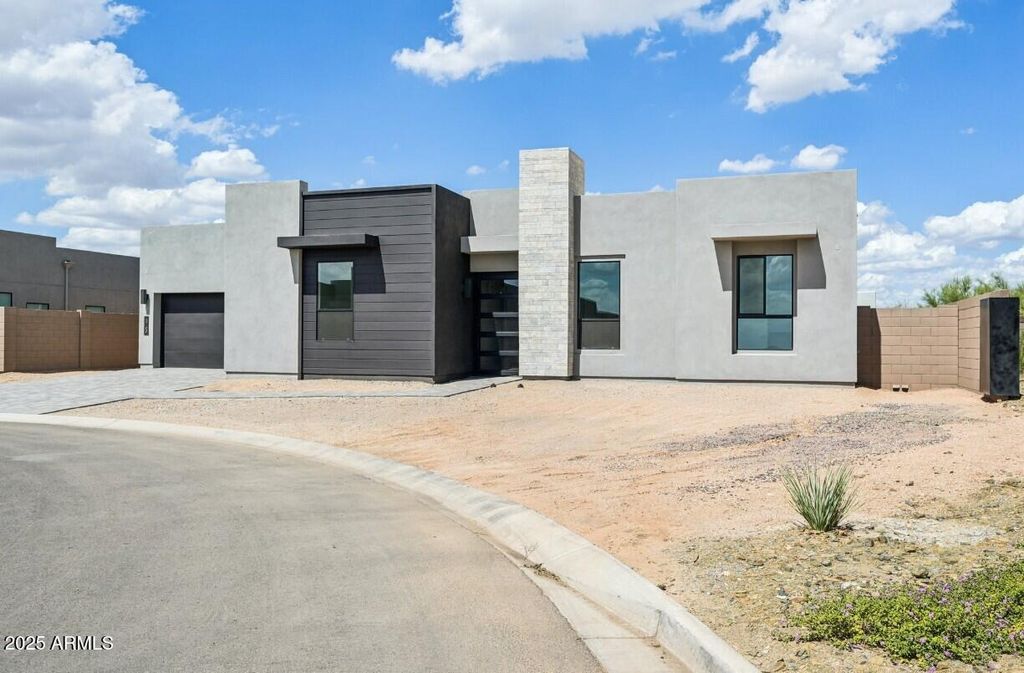 Photo of 5768 E Rancho Caliente Drive, Cave Creek, AZ 85331 (MLS # 6931121)