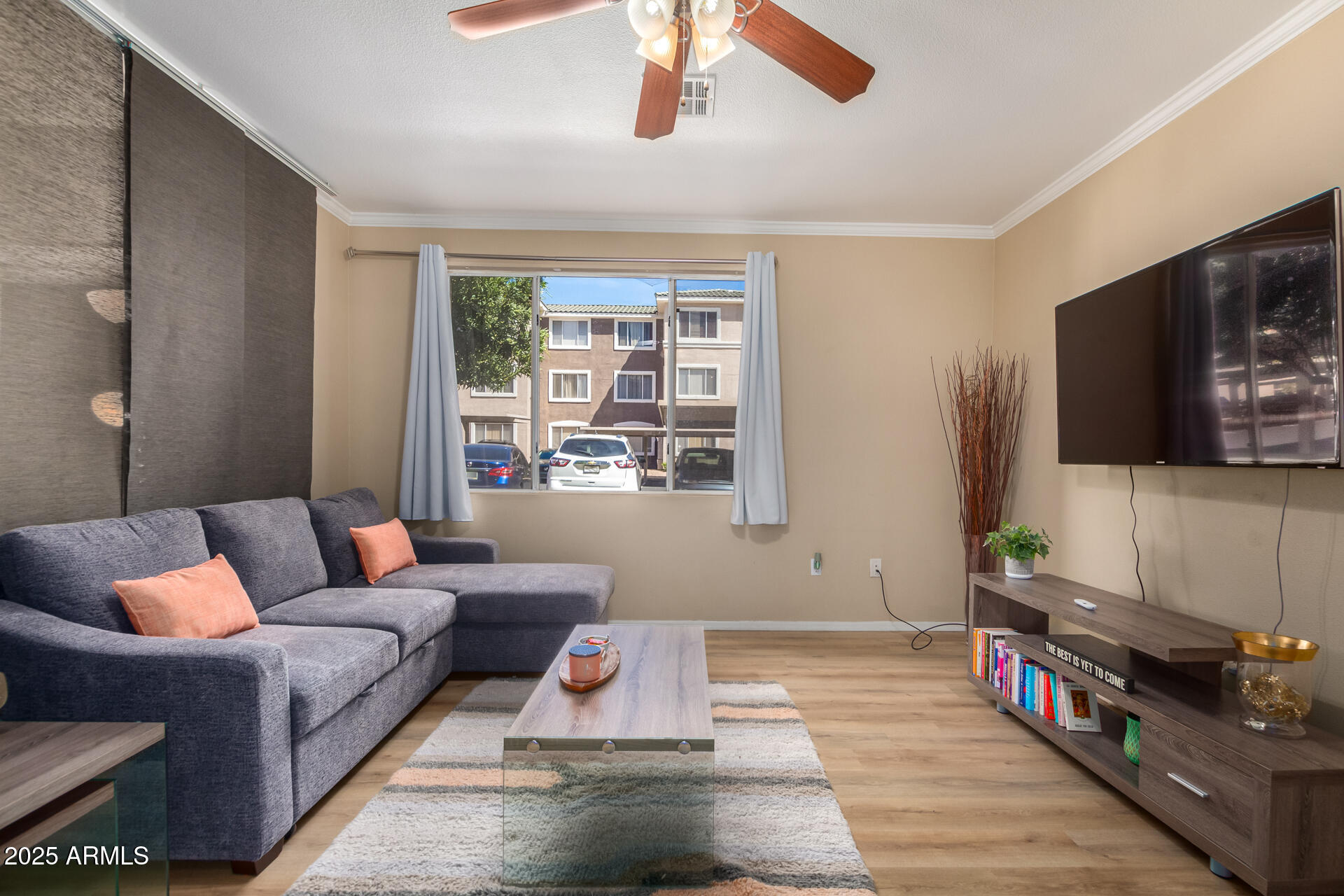 5345 E VAN BUREN Street 138