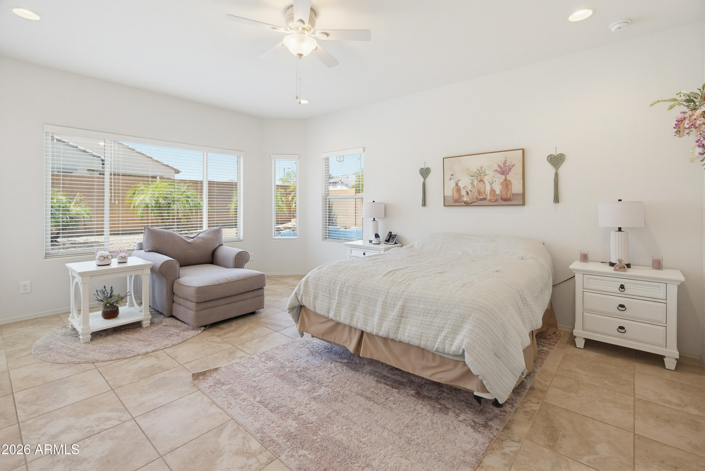 25999 W TONTO Lane