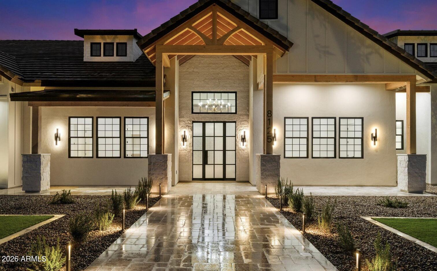 8125 E REDBERRY --