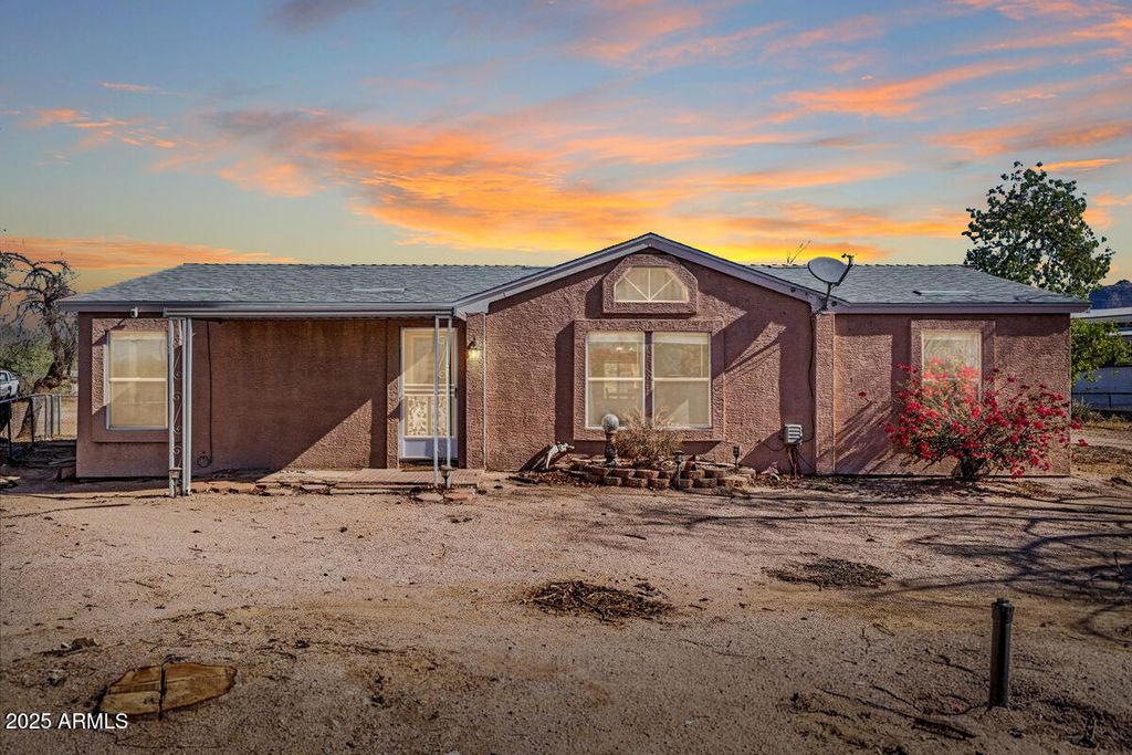 Photo of 1926 E Junction Street, Apache Junction, AZ 85119 (MLS # 6927356)