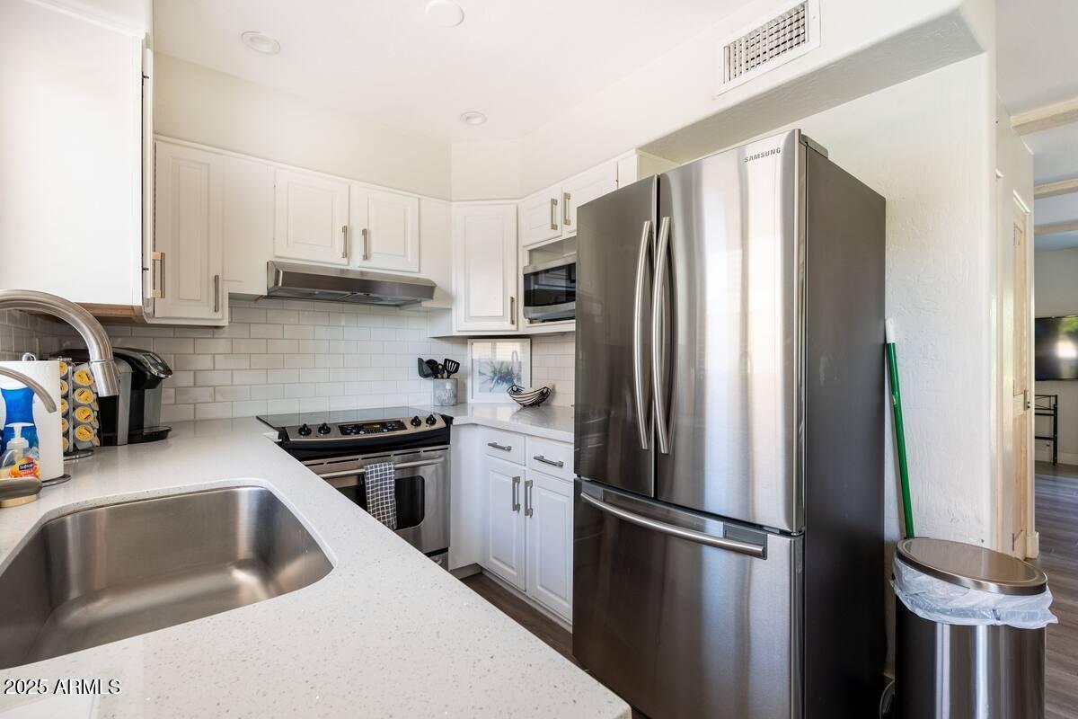4620 N 68TH Street 117