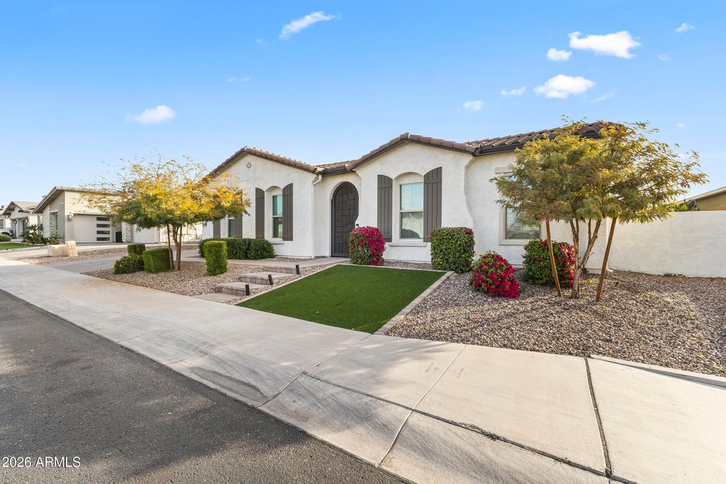 Photo of 5255 N Ginning Drive, Litchfield Park, AZ 85340 (MLS # 6988112)