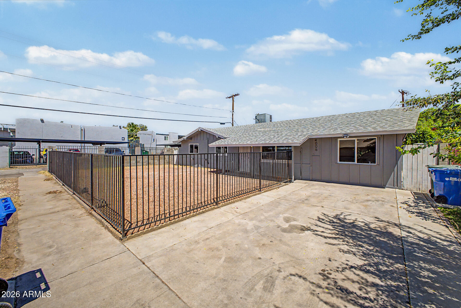 4006 W MARIPOSA Street