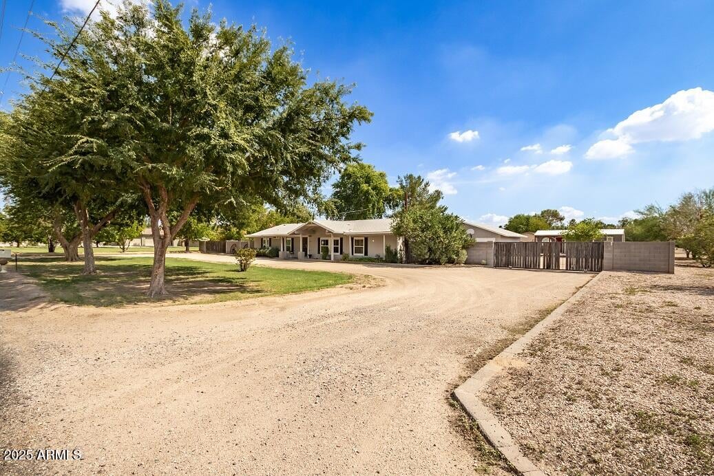 12417 E Cloud Road '''-'''
