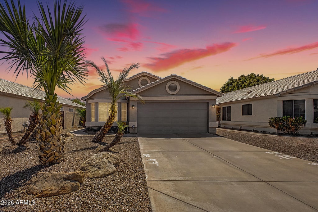 Photo of 173 W Smoke Tree Road, Gilbert, AZ 85233 (MLS # 7074916)