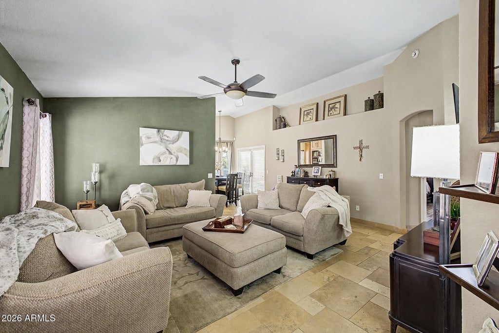 Photo of 173 W Smoke Tree Road, Gilbert, AZ 85233 (MLS # 7074916)