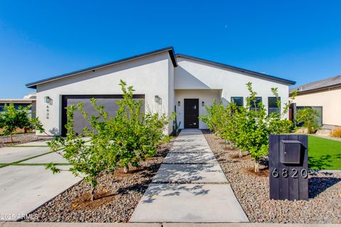 Photo of 6820 N 14th Street, Phoenix, AZ 85014 (MLS # 6939838)