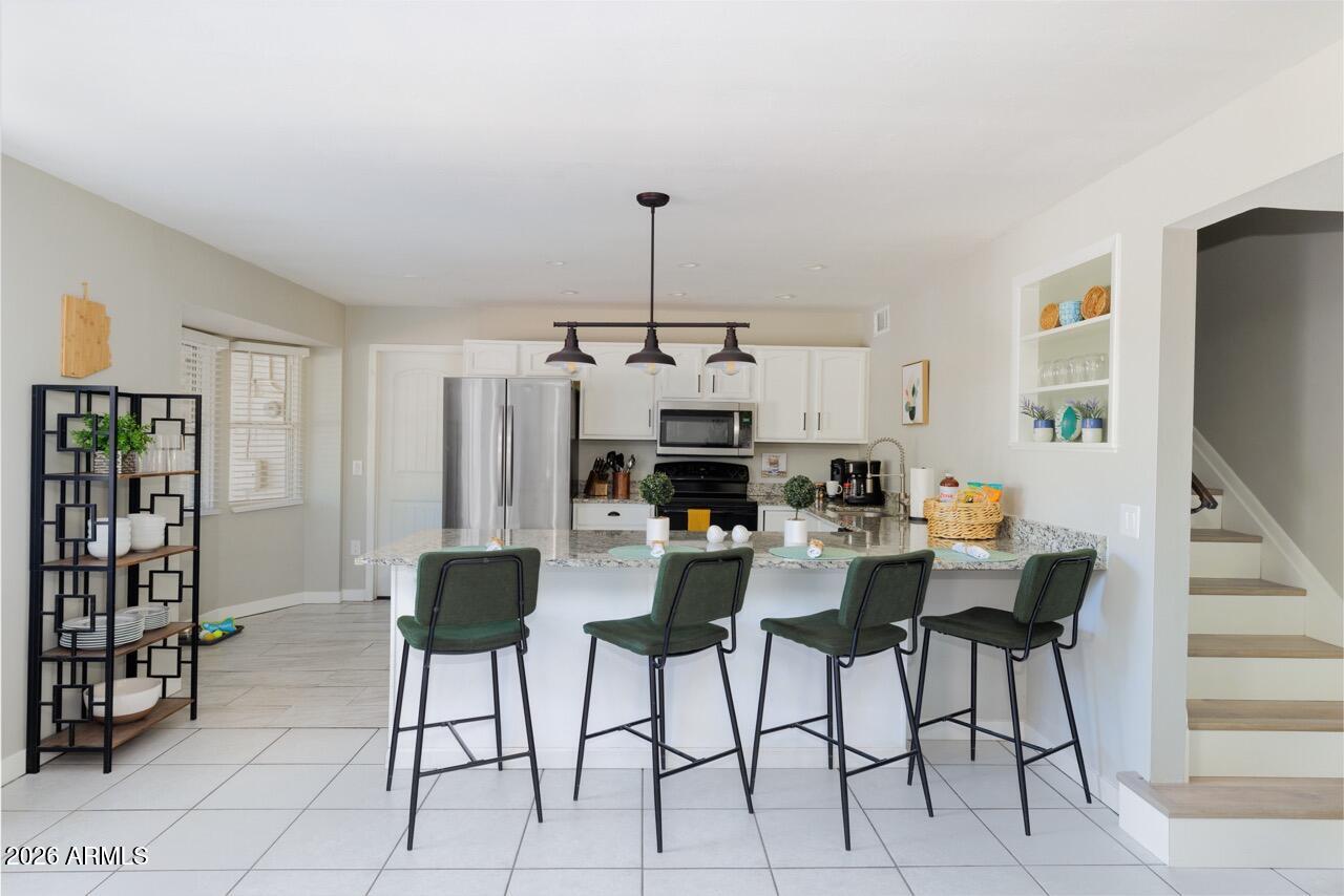 3011 S COUNTRY CLUB Way