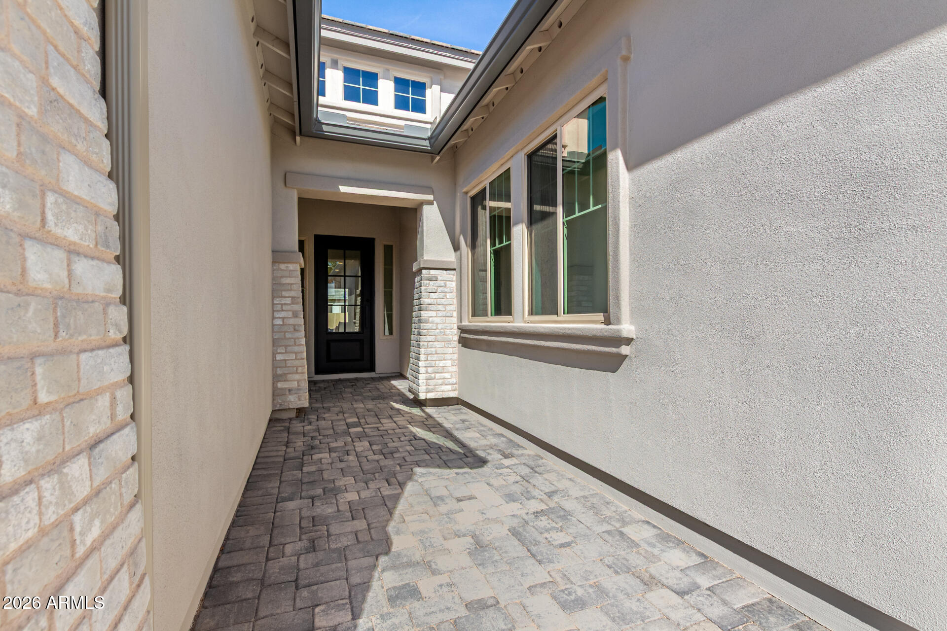 2514 E PRESTON Street