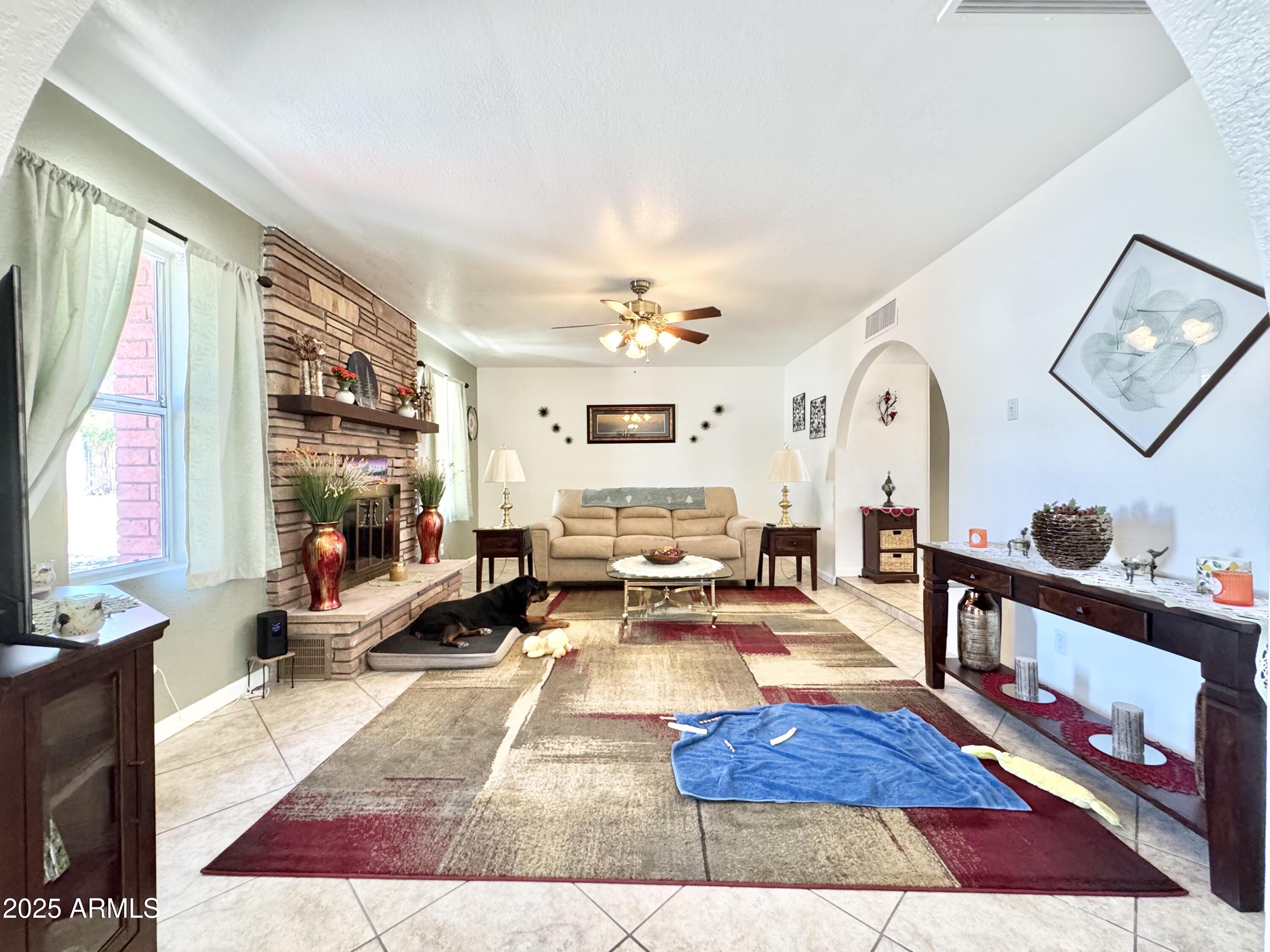 VISTA VILLAGE 5 - Residential