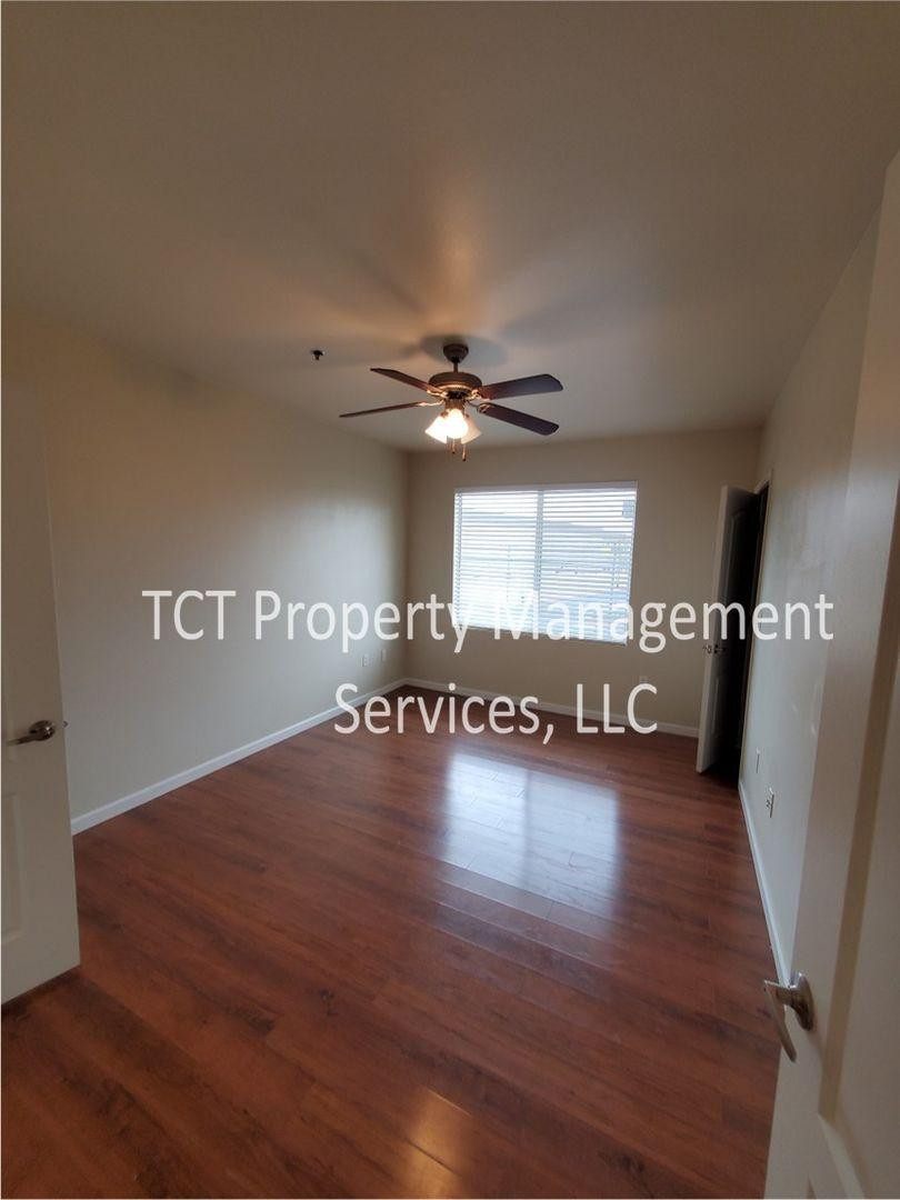 2134 E Broadway Road 2053