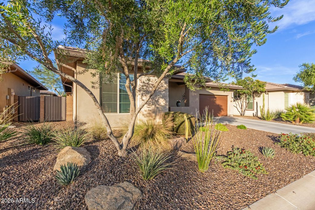 Photo of 13198 W Steed Ridge Road, Peoria, AZ 85383 (MLS # 6966261)