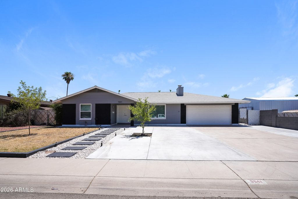 Photo of 9641 N 41st Drive, Phoenix, AZ 85051 (MLS # 7055745)