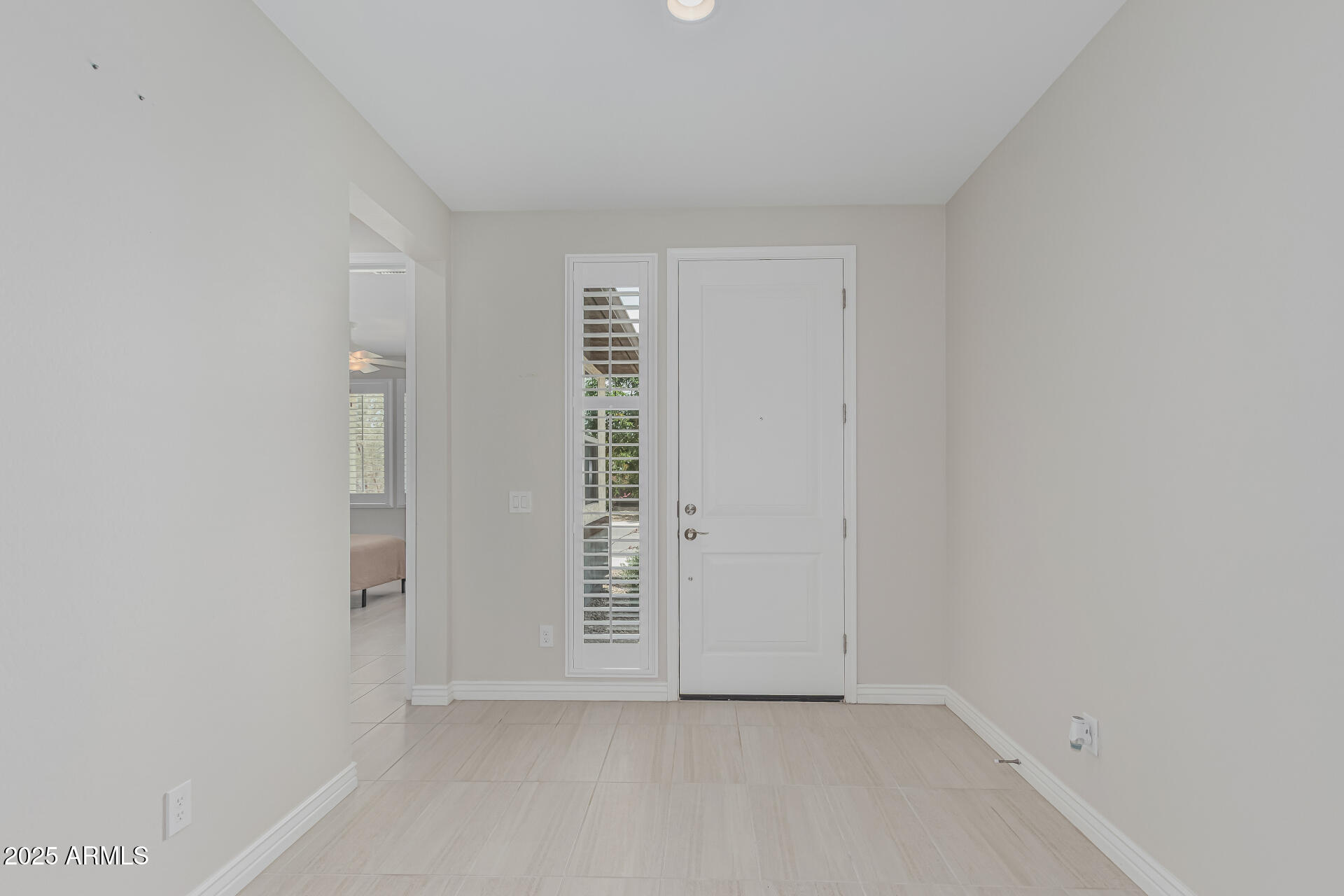 1272 W CAMINA BUENA Vista