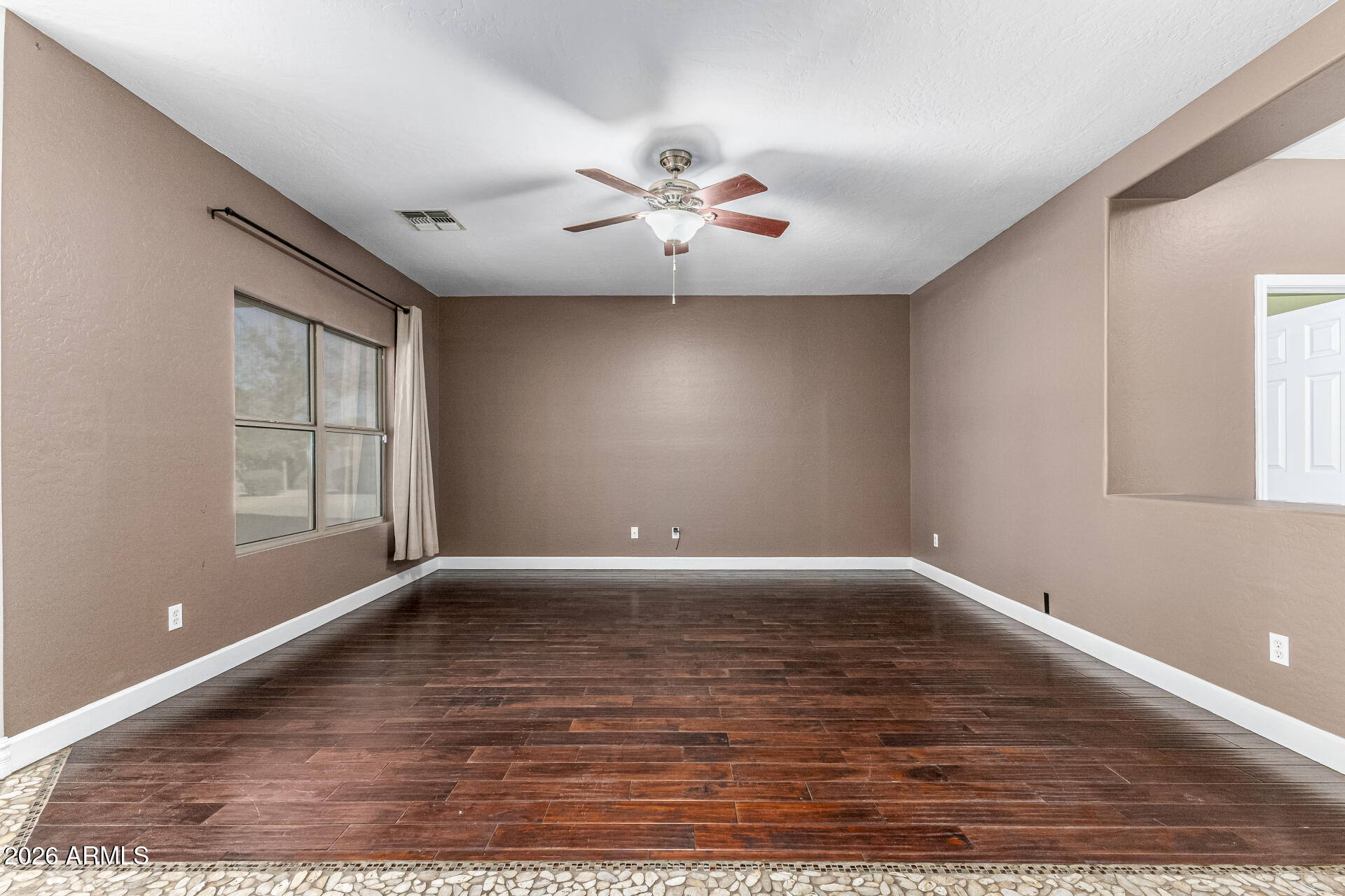 1042 S BEDFORD Place