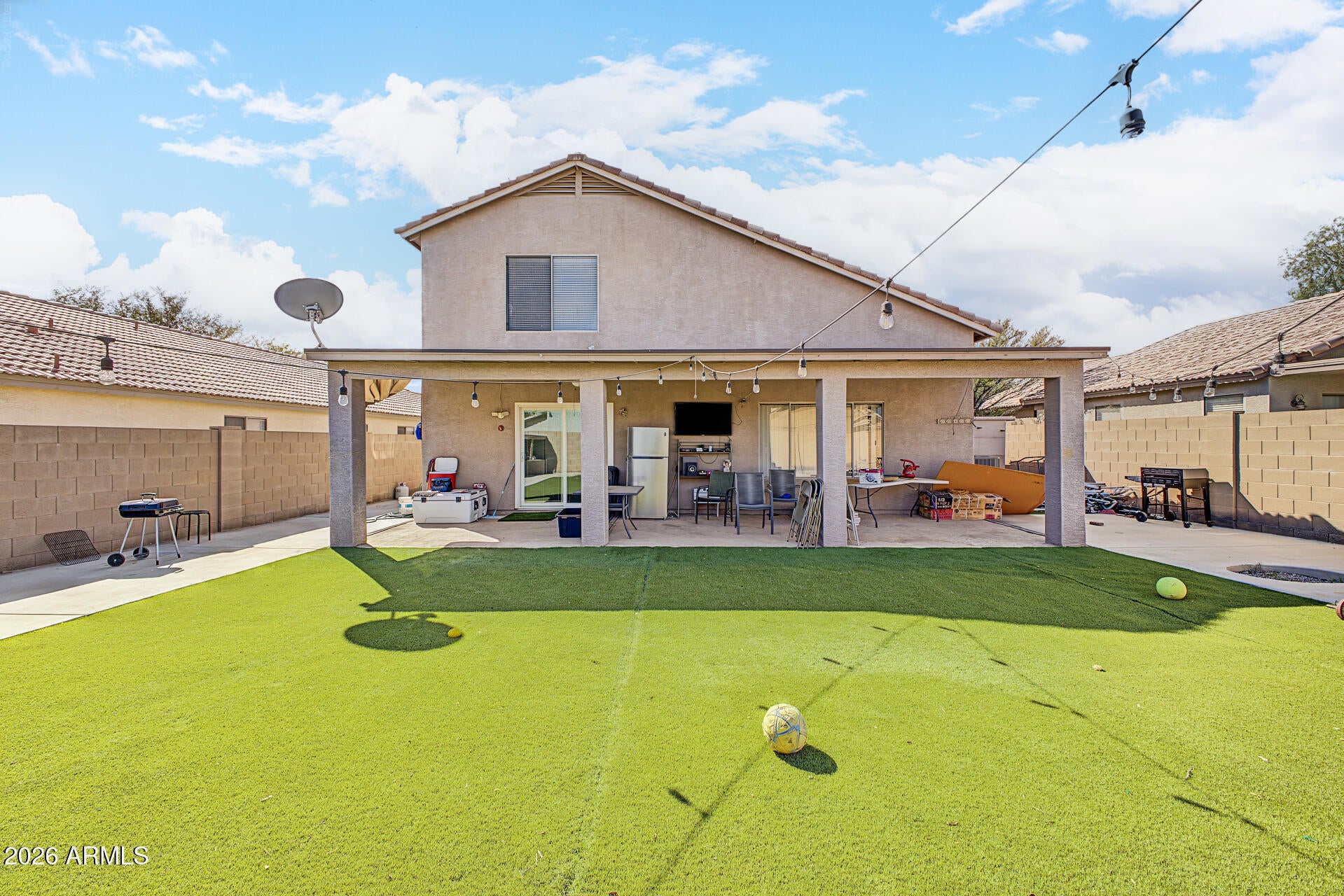 13736 W SOLANO Drive