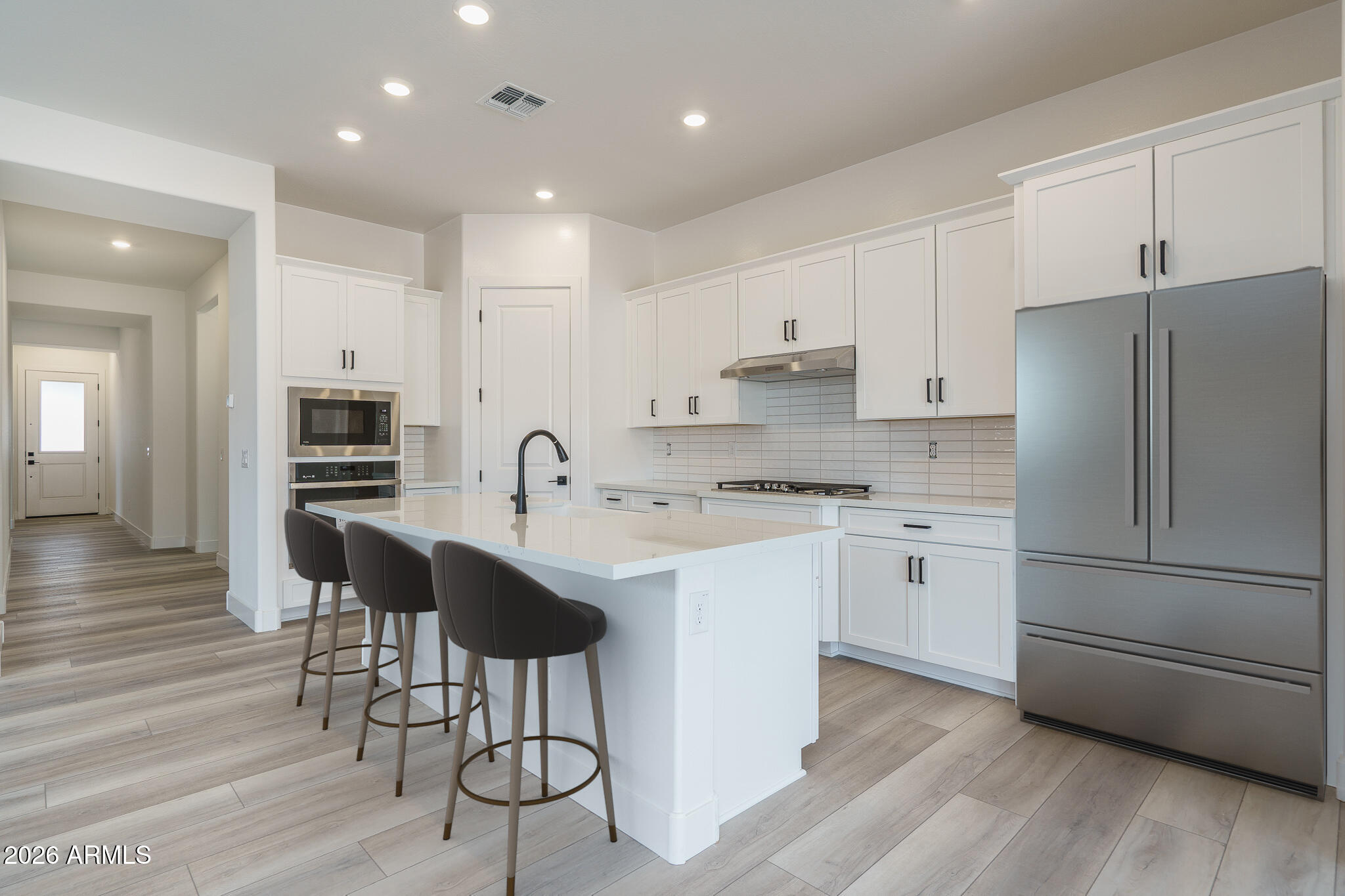 20712 W ROVEY Avenue