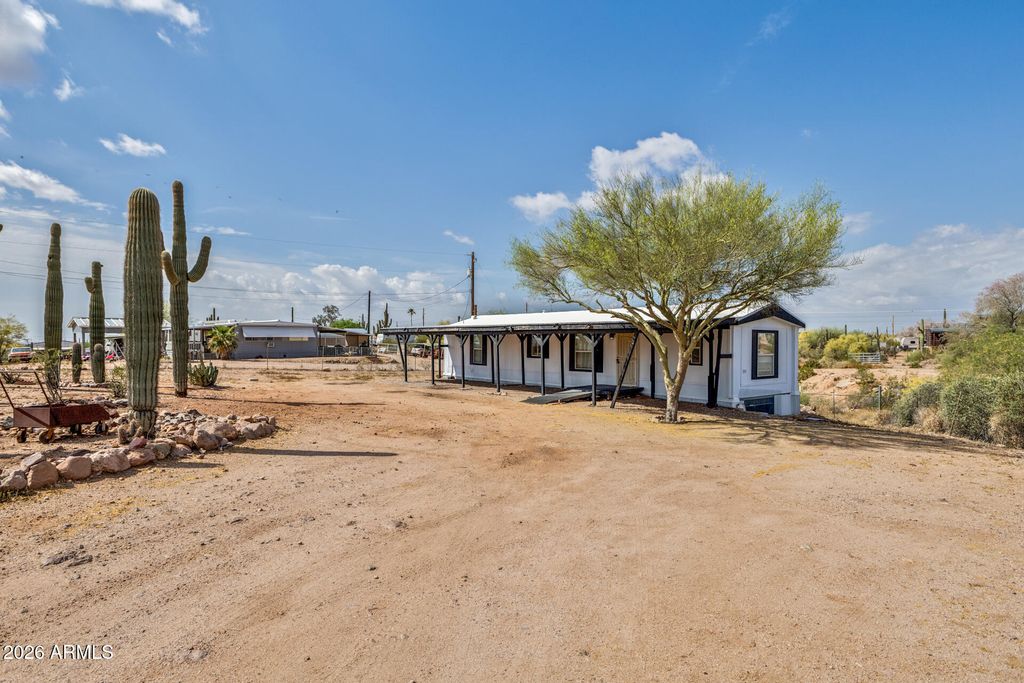 Photo of 251 N Starr Road, Apache Junction, AZ 85119 (MLS # 7009558)