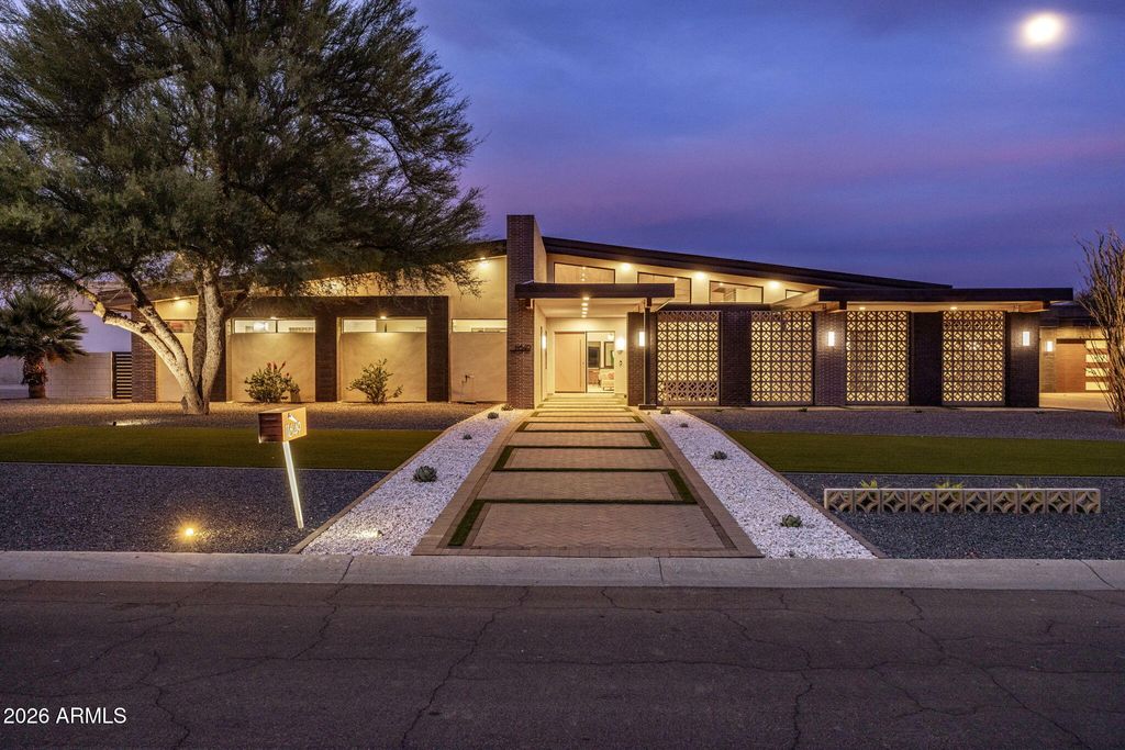 Photo of 11649 N Miller Road, Scottsdale, AZ 85260 (MLS # 7023279)