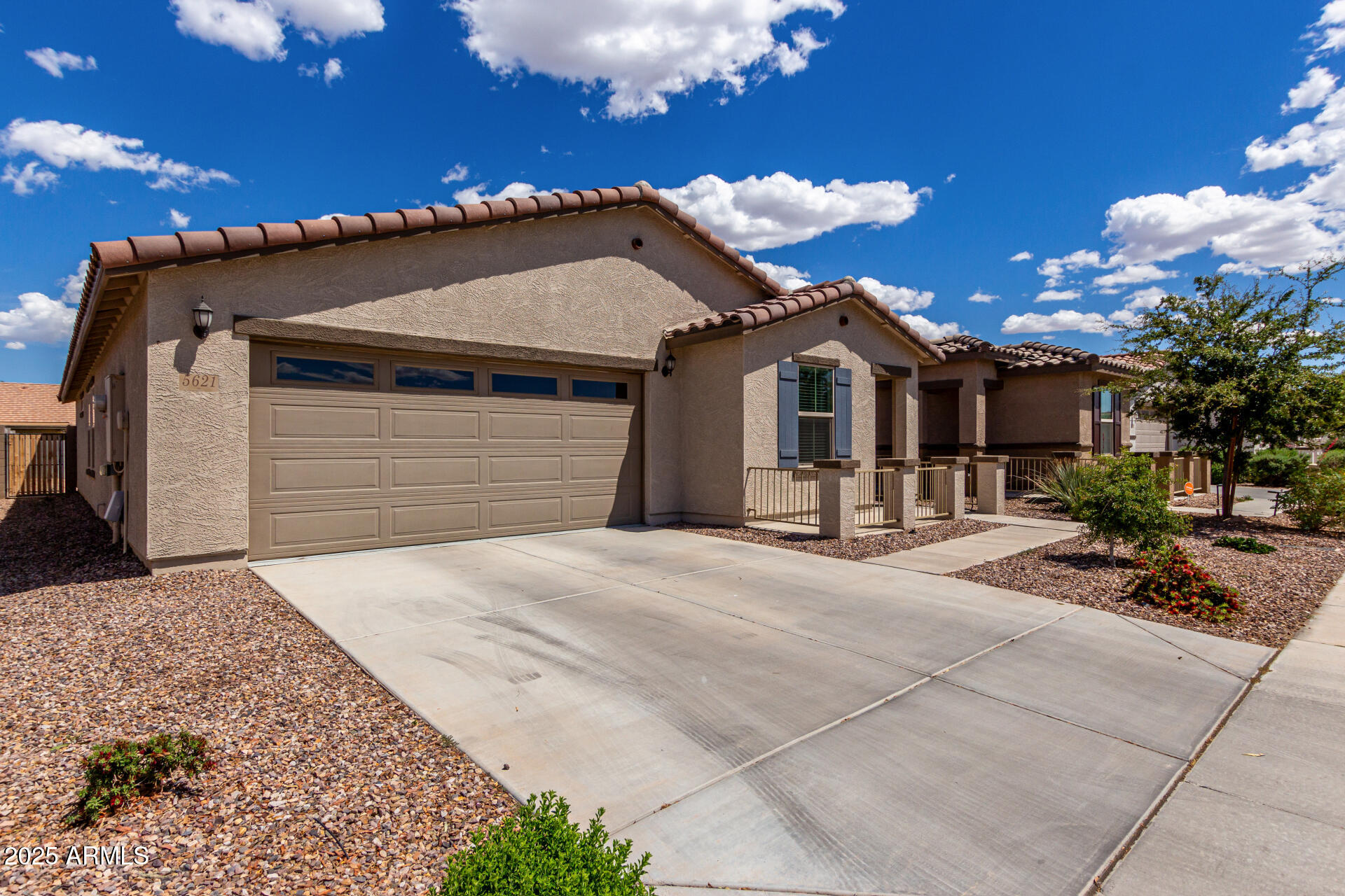 5621 S 30TH Glen