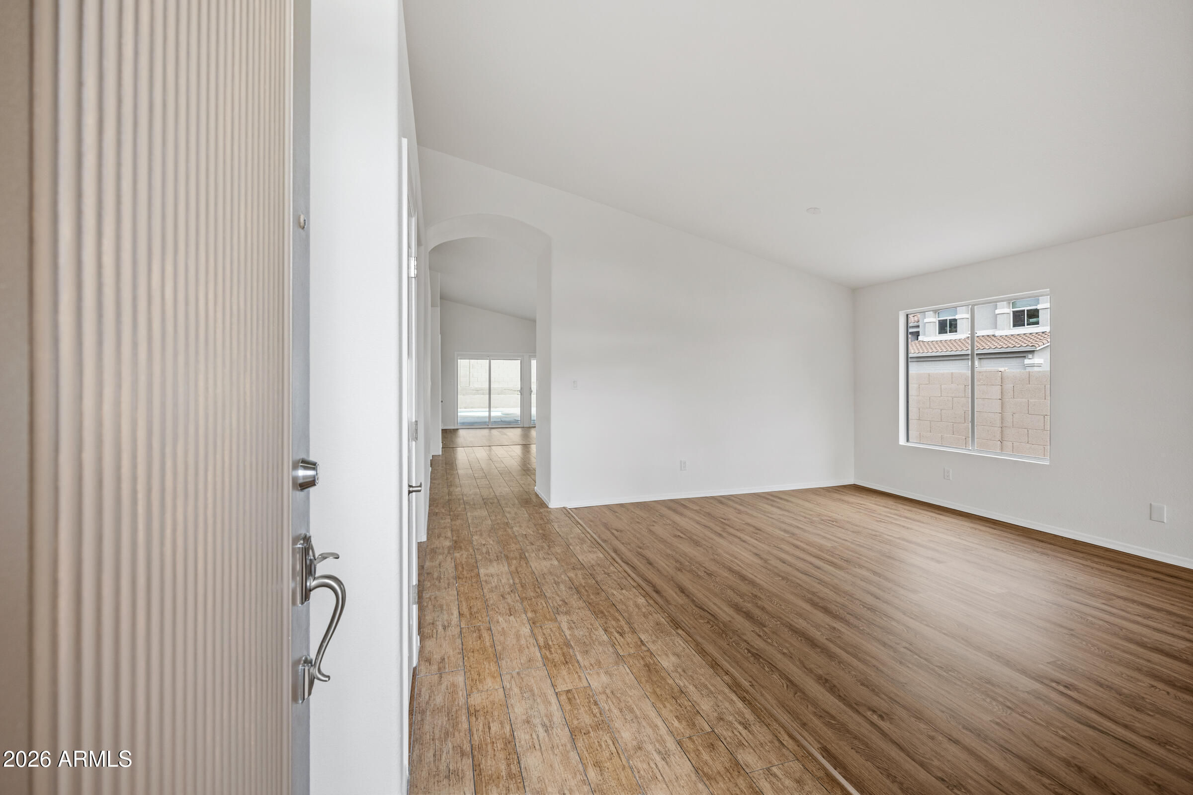 Properties 3 1040 E AMBERWOOD Drive