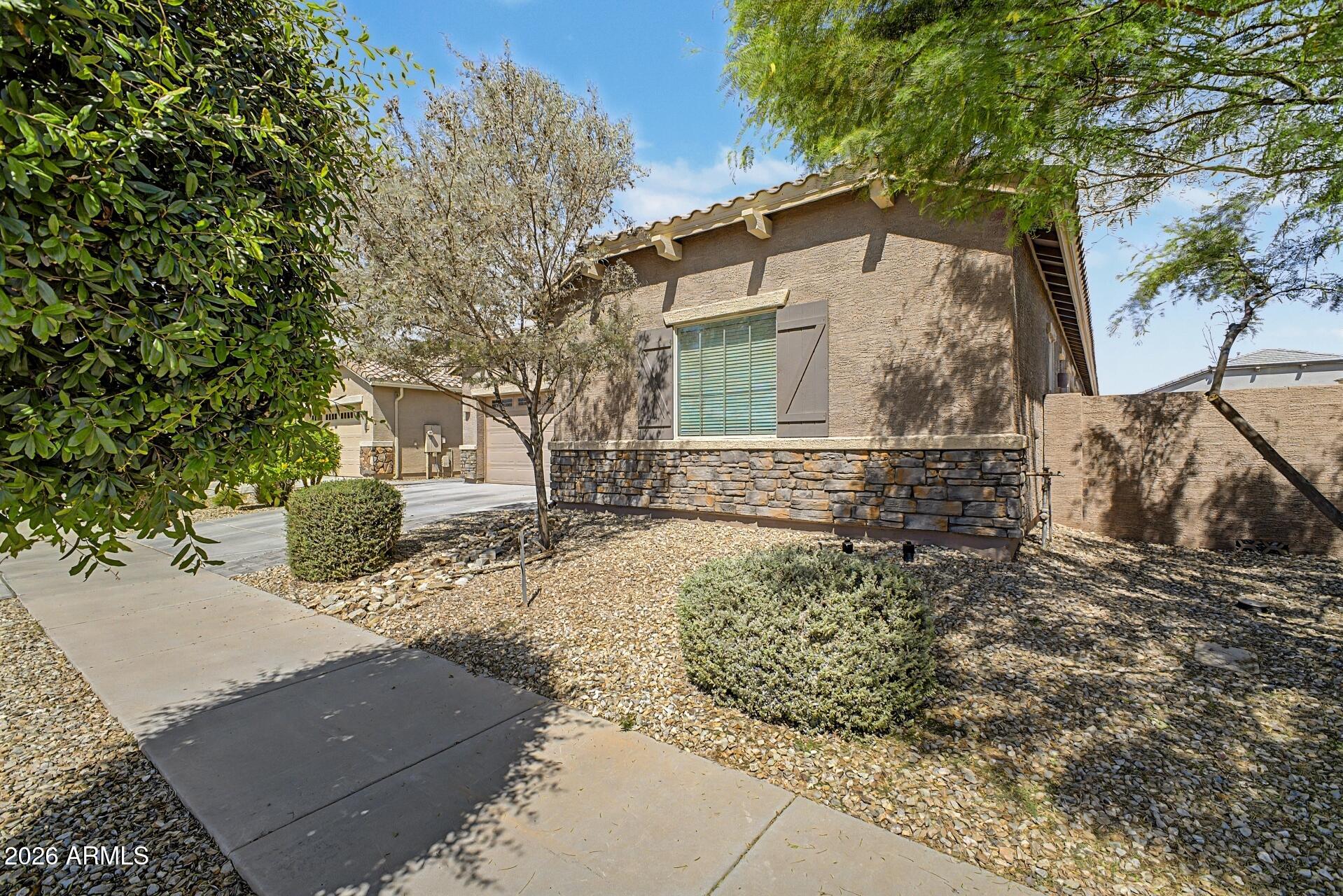 16746 W CIELO GRANDE Avenue