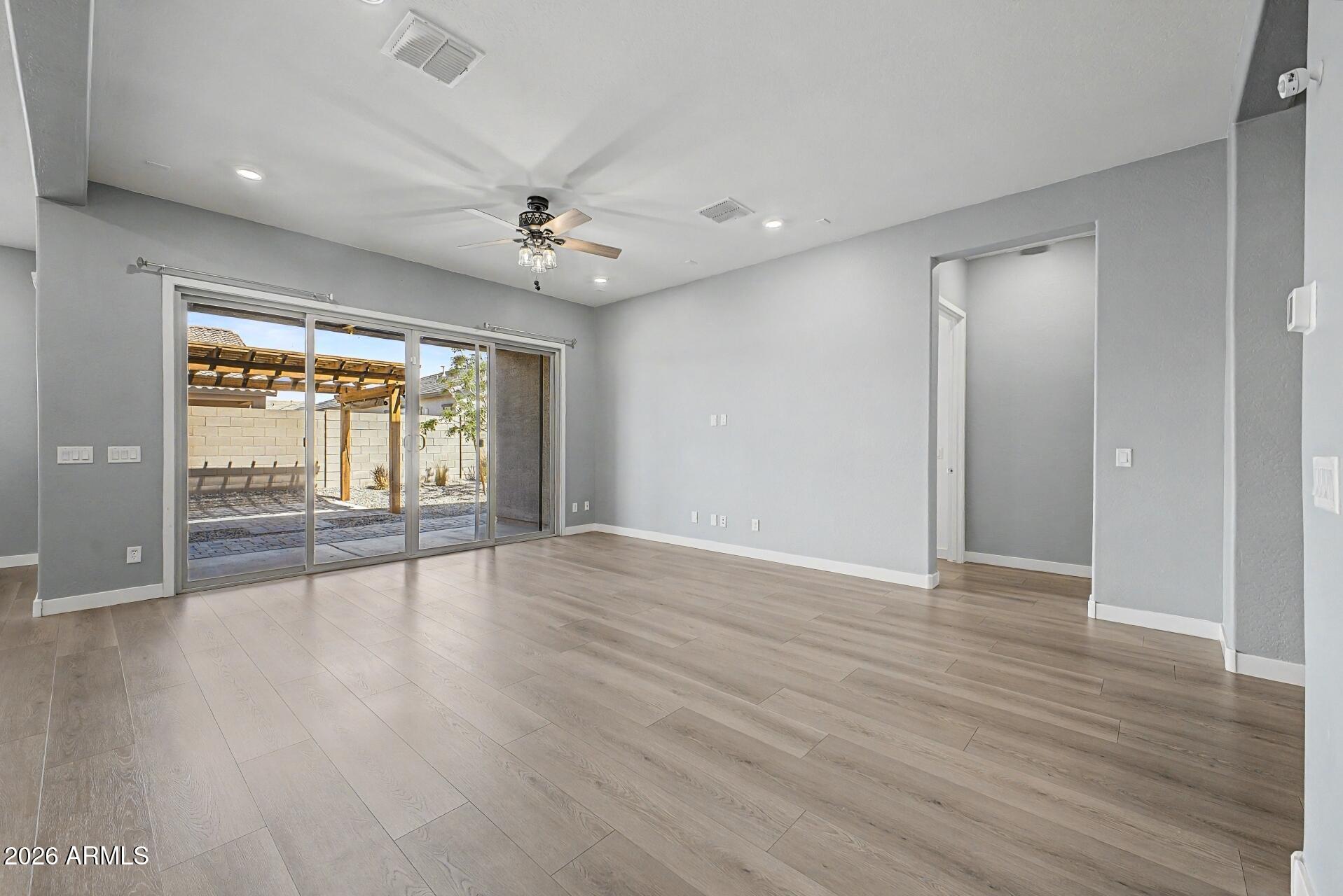 16746 W CIELO GRANDE Avenue