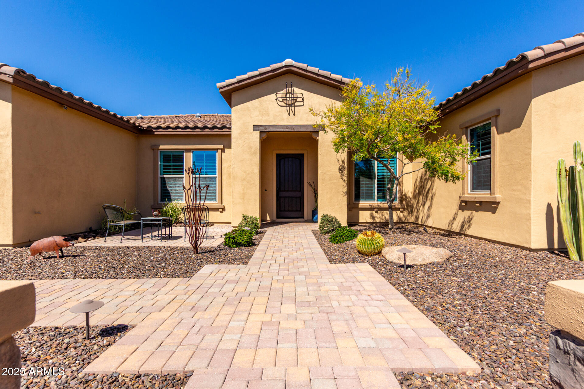6112 E CALLE DE POMPAS --