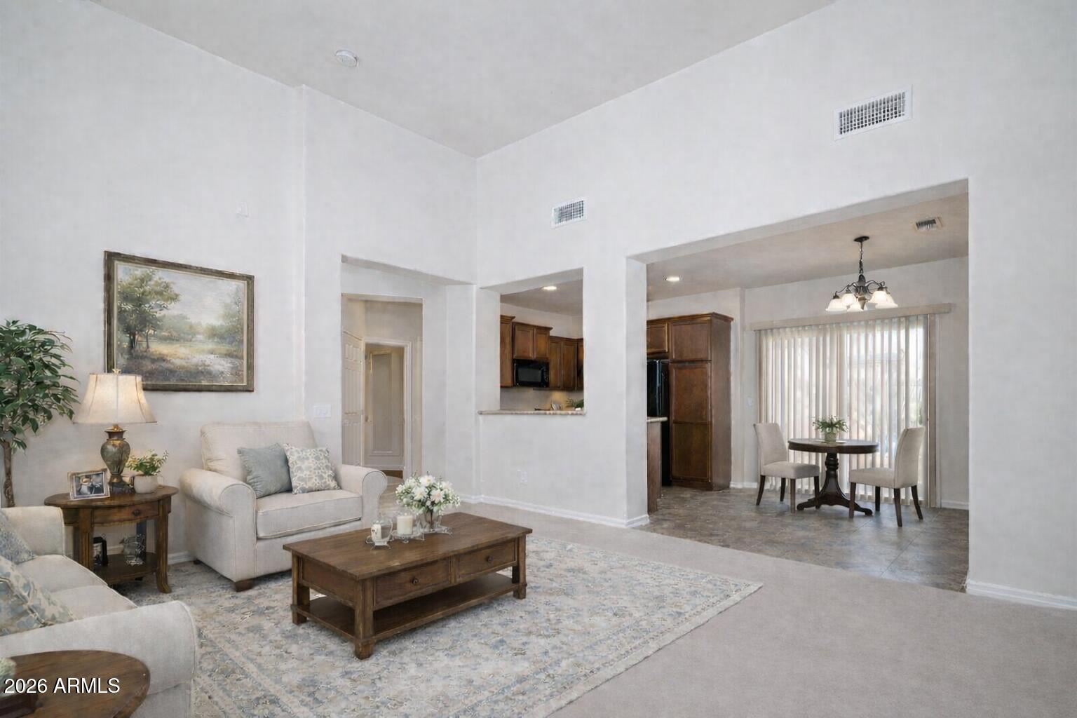 2146 W MONTE CRISTO Avenue