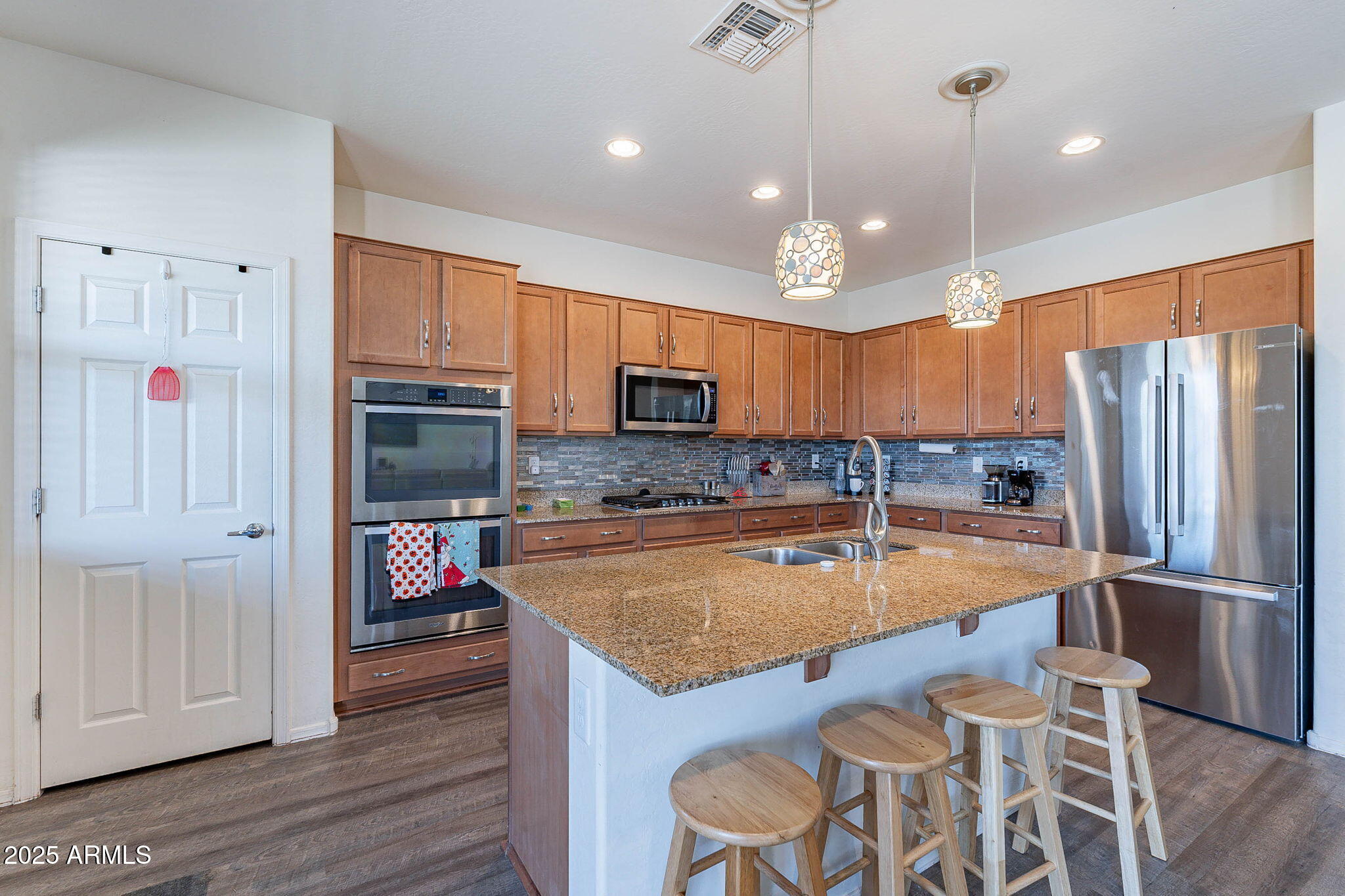 5239 W LEODRA Lane