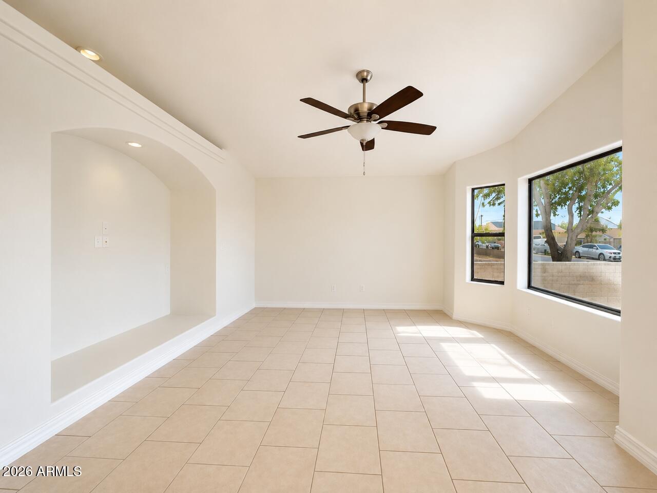 10032 W DEVONSHIRE Drive