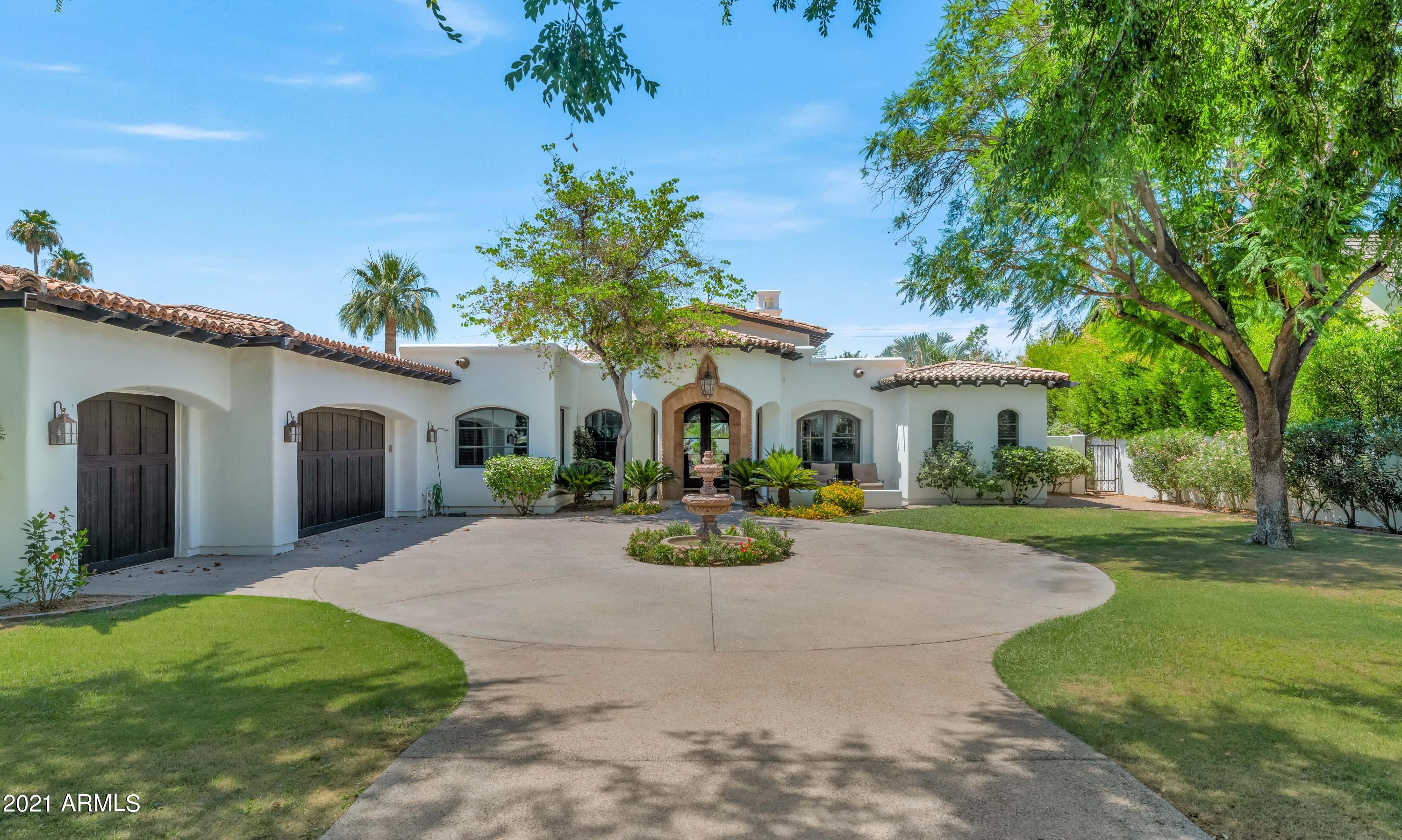 LA MAZA VILLA 1 - Residential