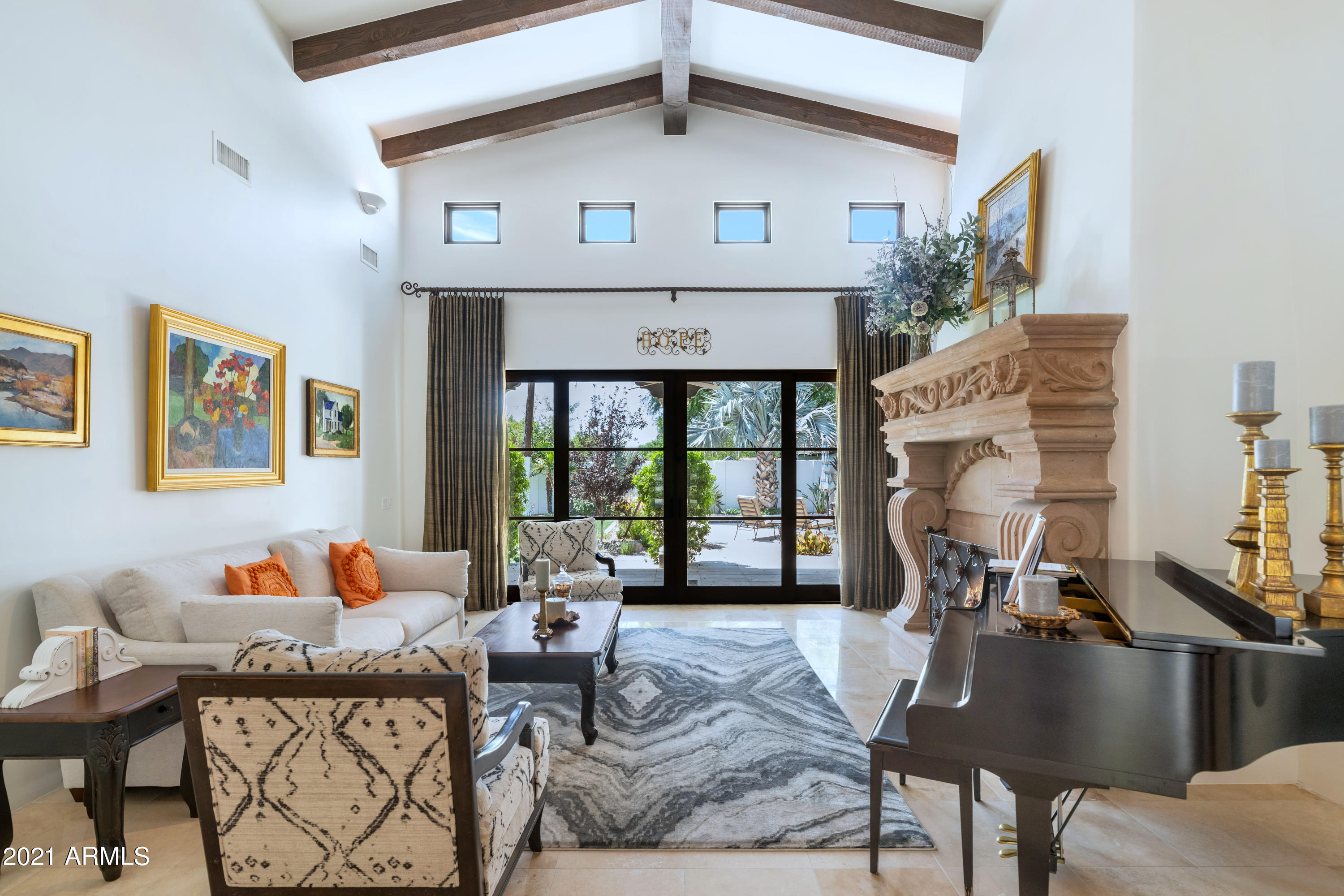 LA MAZA VILLA 1 - Residential