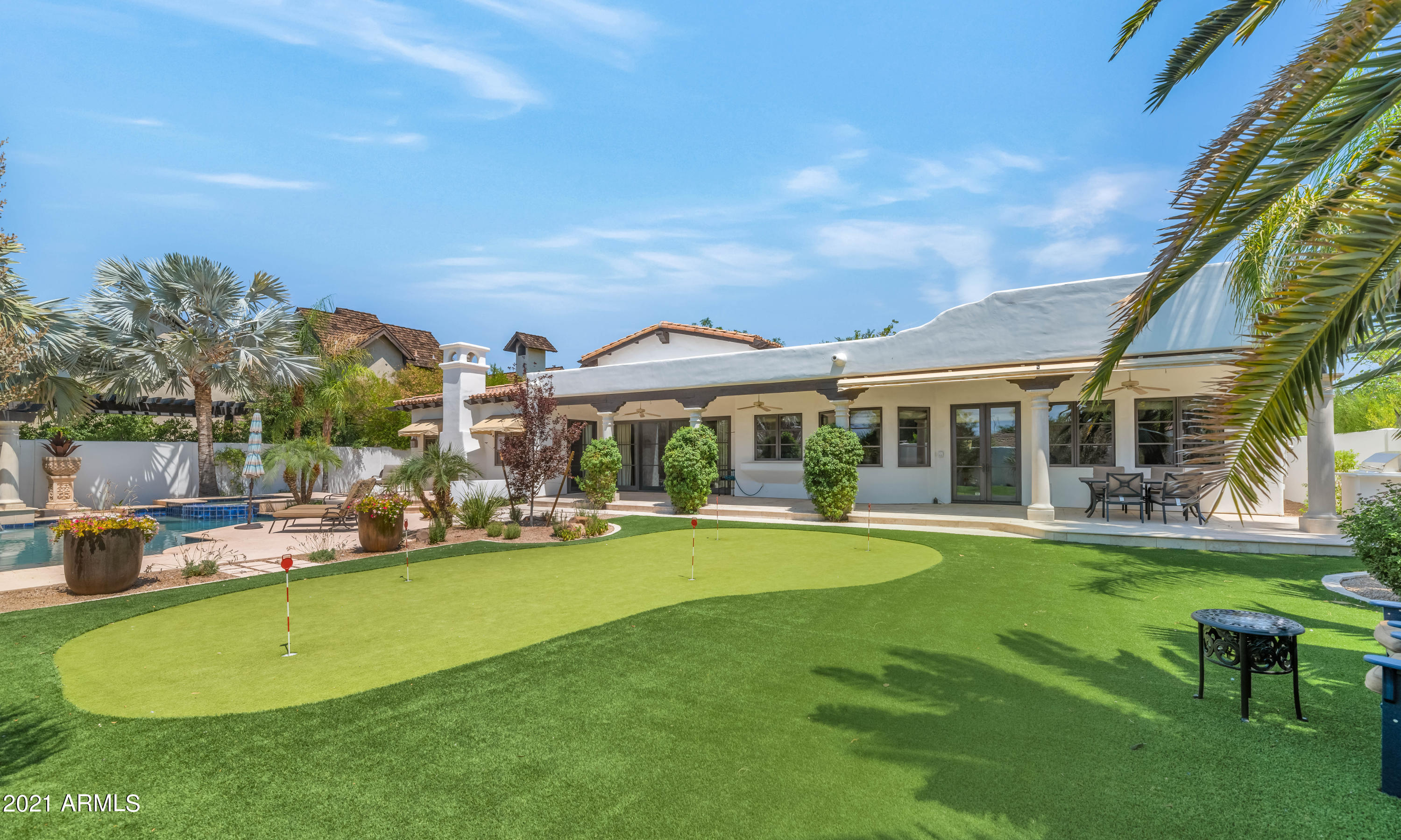LA MAZA VILLA 1 - Residential