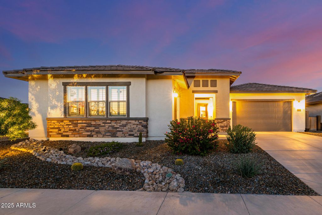 Photo of 28881 N 134th Drive, Peoria, AZ 85383 (MLS # 6923011)