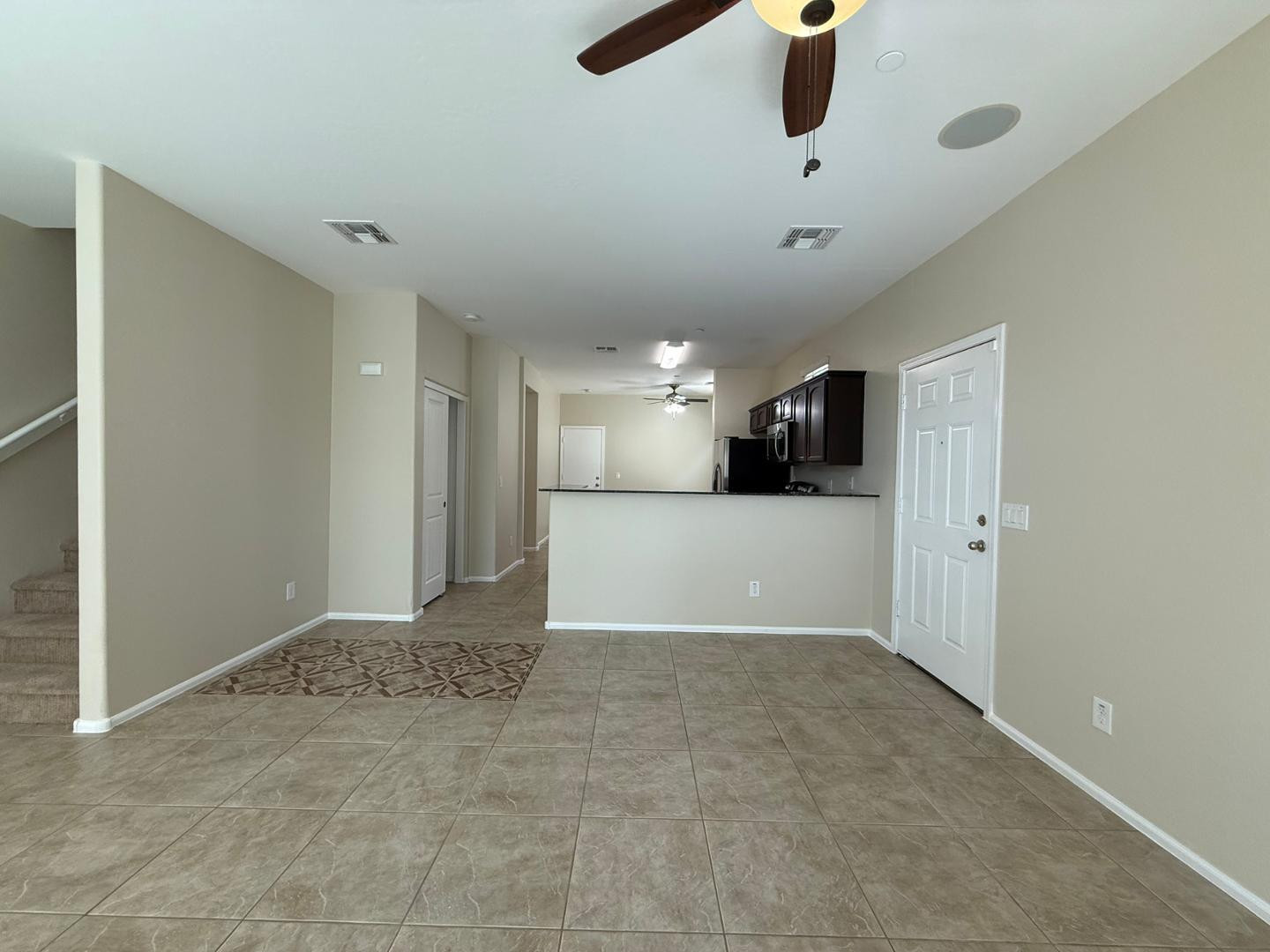 2725 E Mine Creek Road 1151