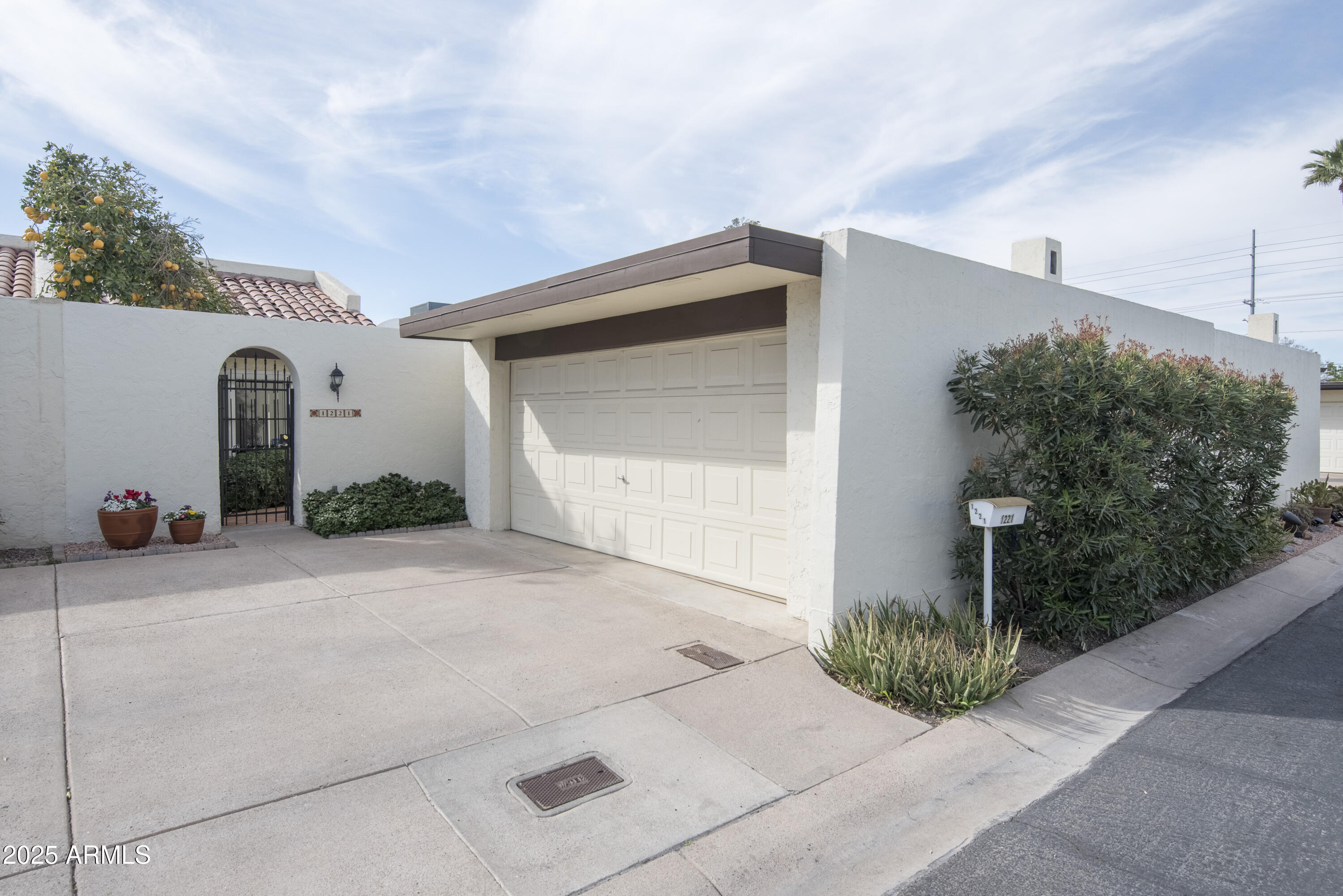 1221 E PALACIO Drive
