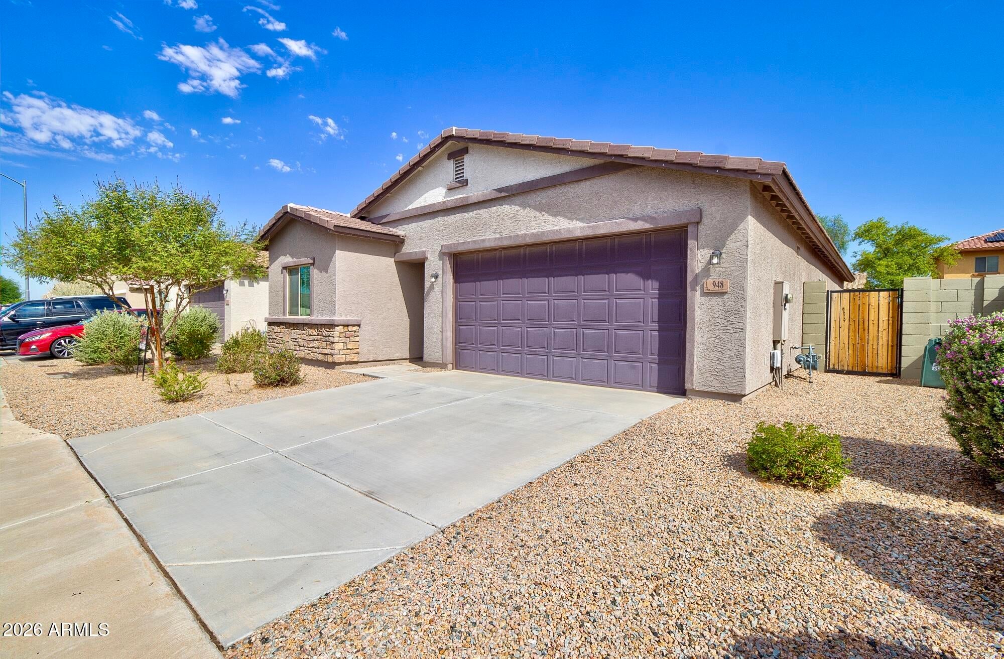 948 E WILEY Way