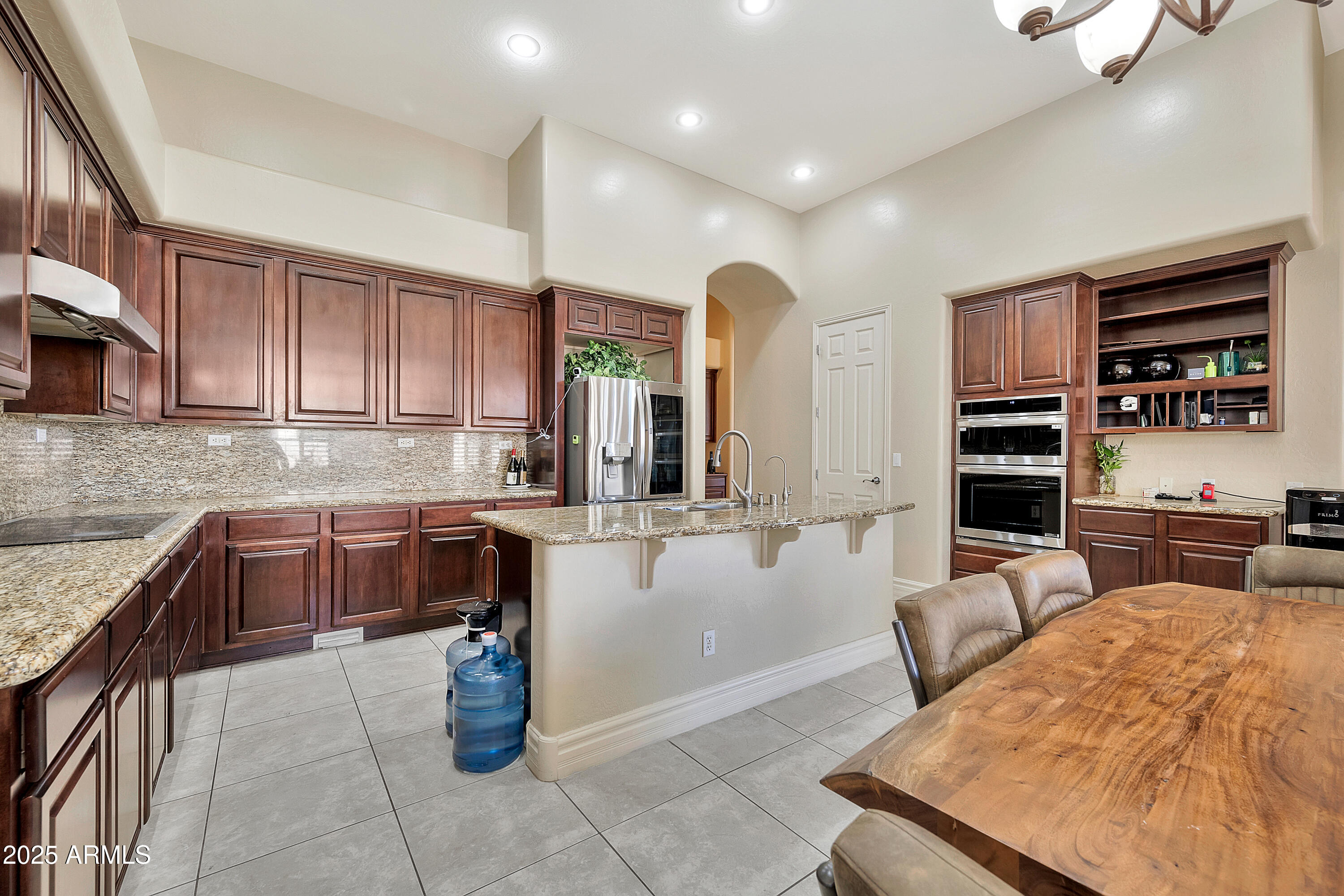1738 W YOSEMITE Place