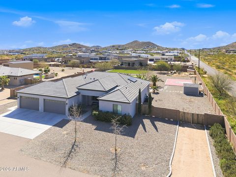 11 E CAVALRY Drive Phoenix AZ 85086