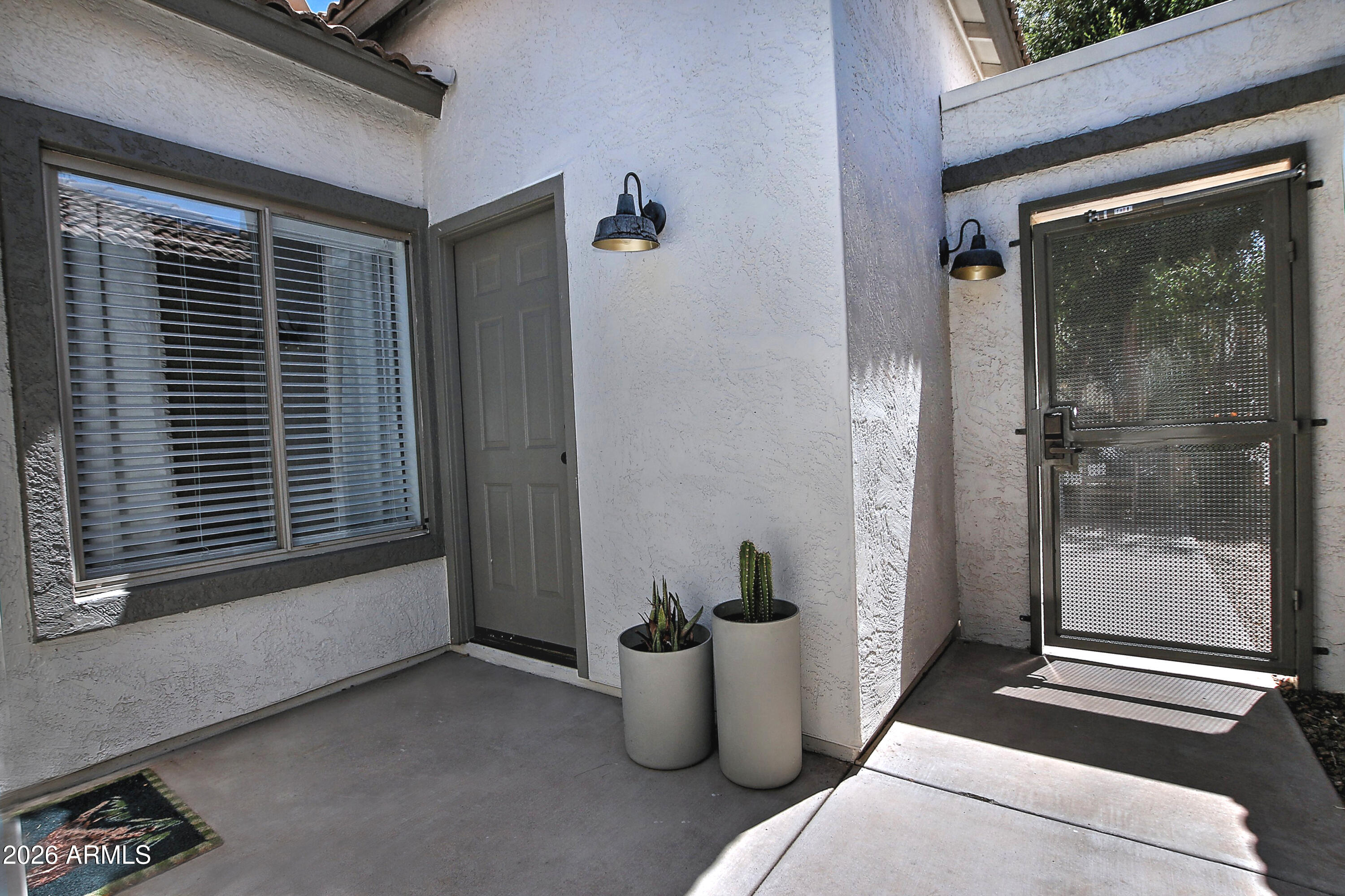 948 S BANNING Street