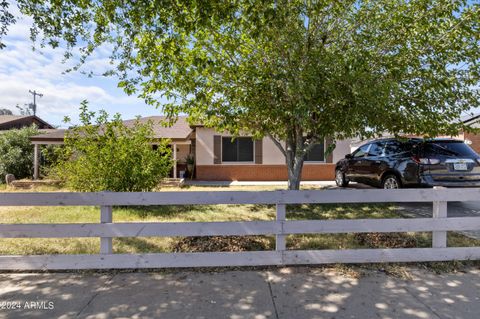 Single Family Residence in Phoenix AZ 1724 THOMAS Road.jpg