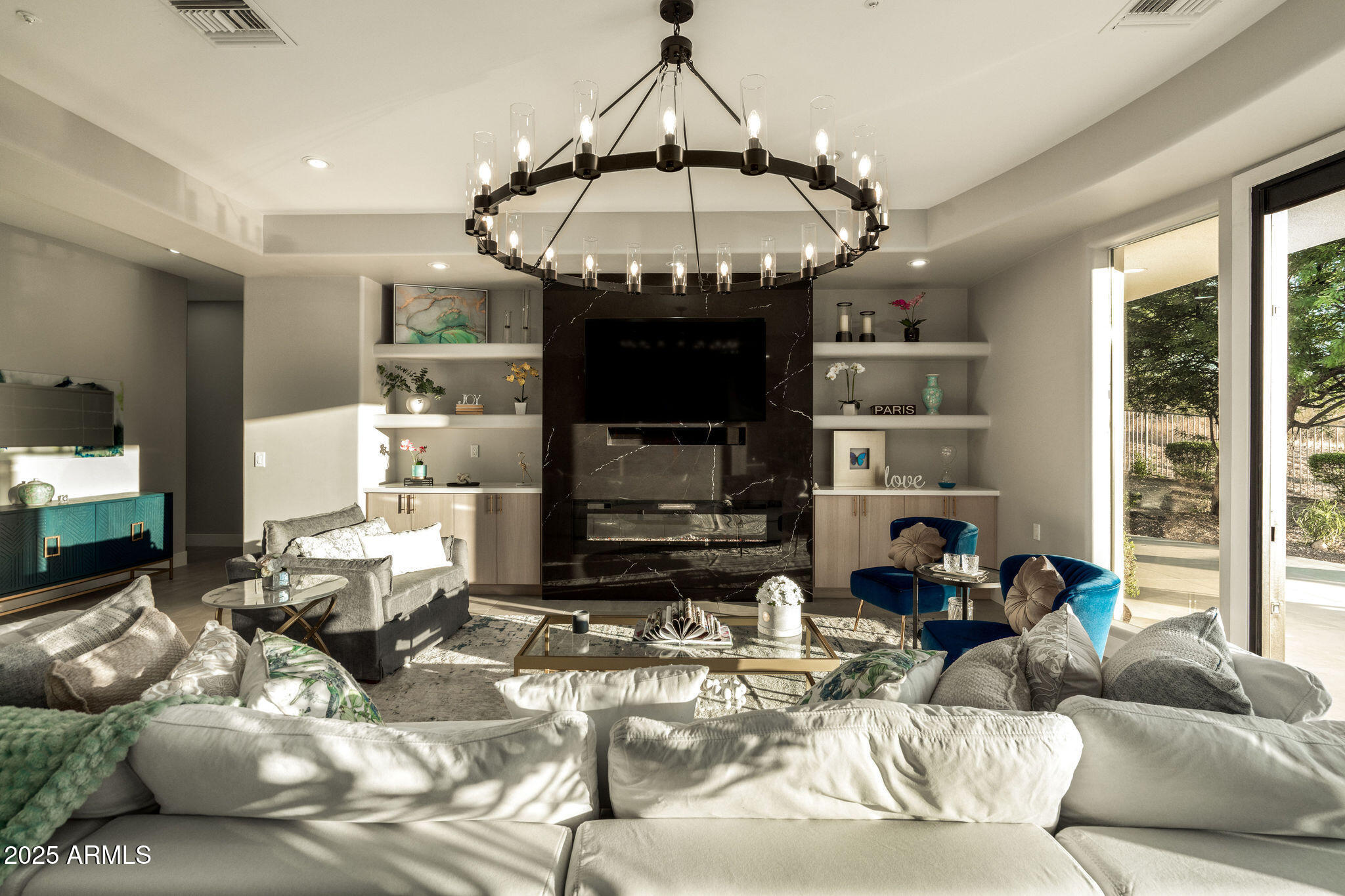 SUNRIDGE CANYON - Residential