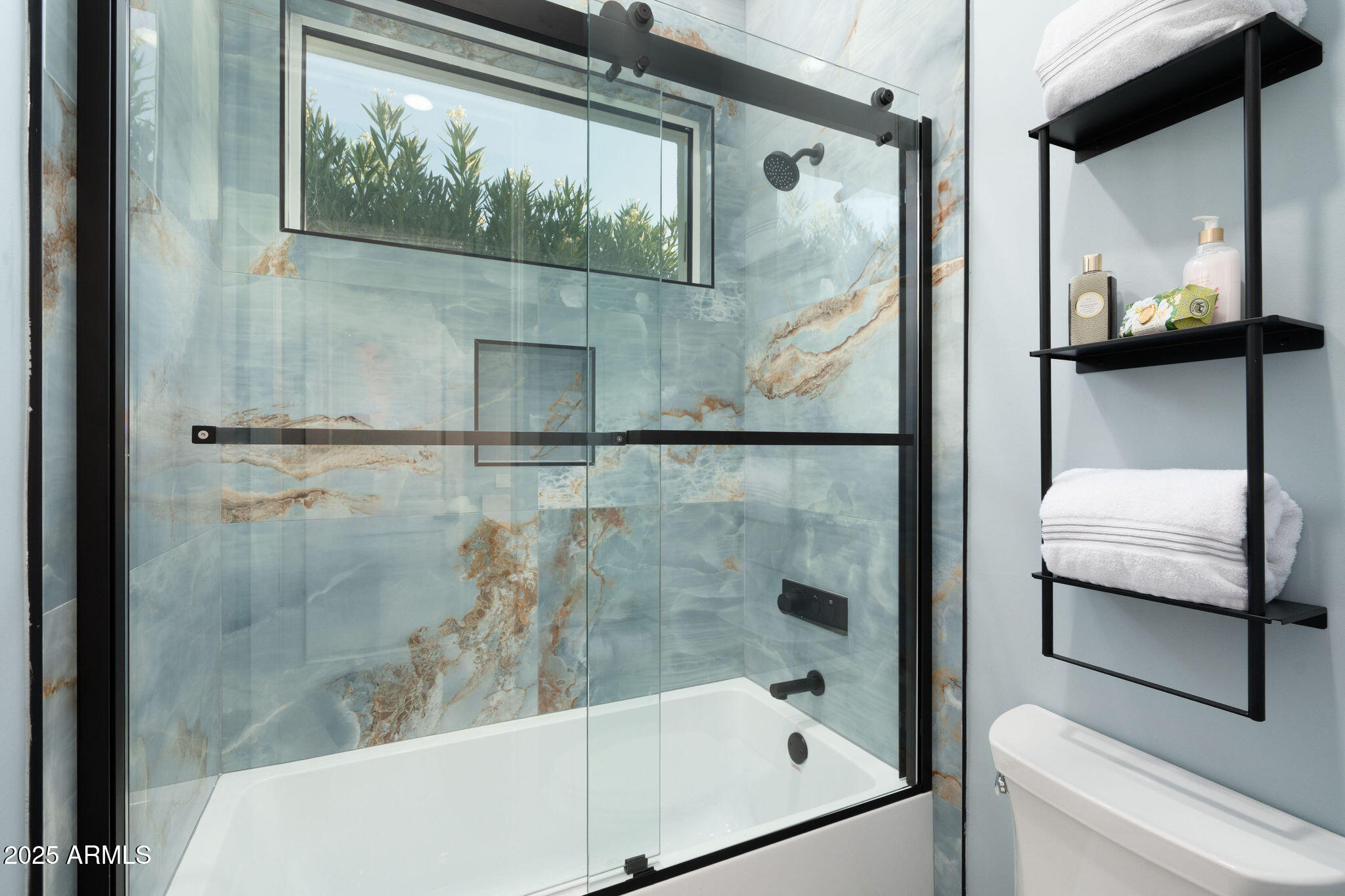 SUNRIDGE CANYON - Residential